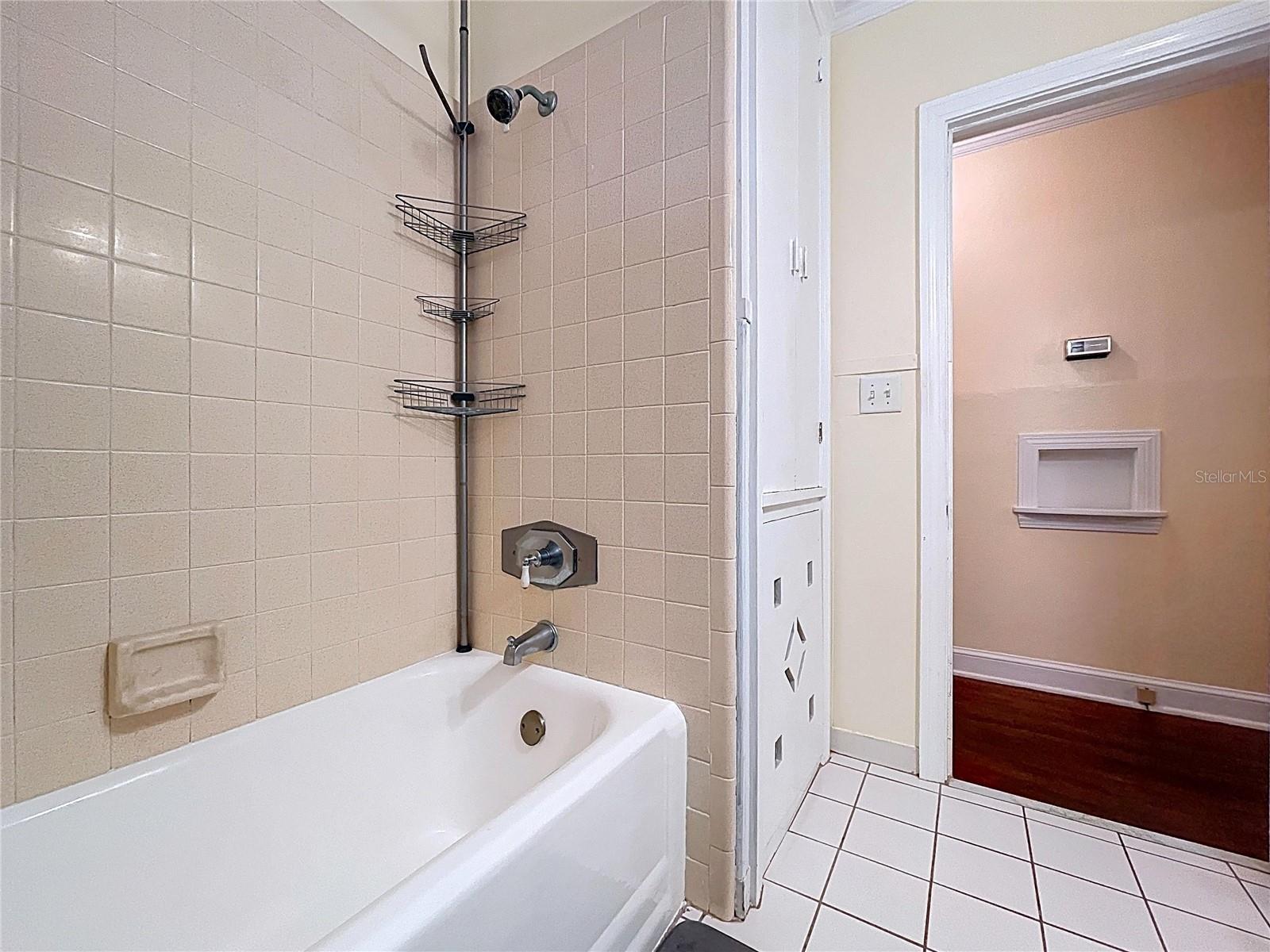 Image 18 of 59 For 495 Pearl Street