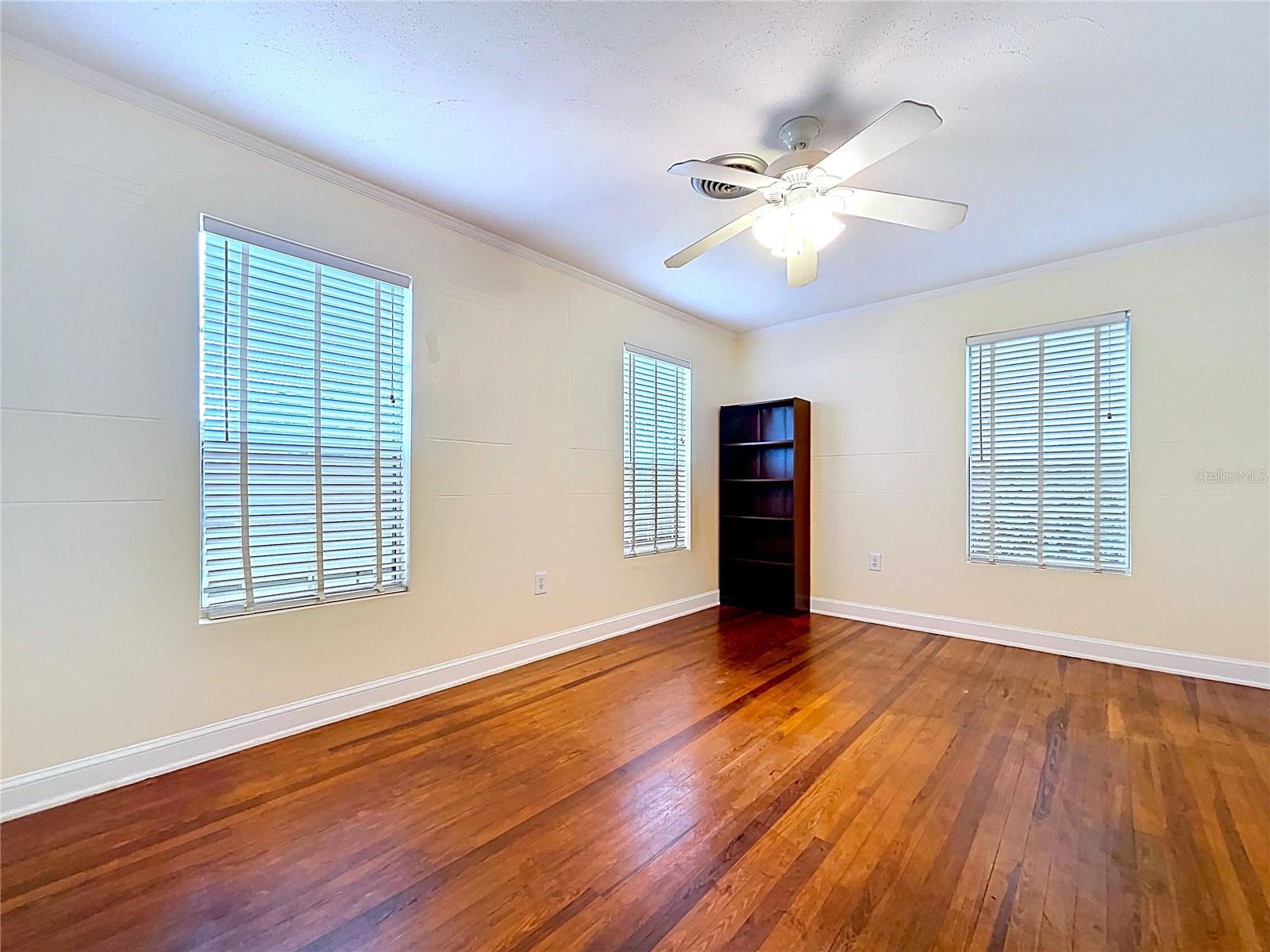 Image 26 of 59 For 495 Pearl Street