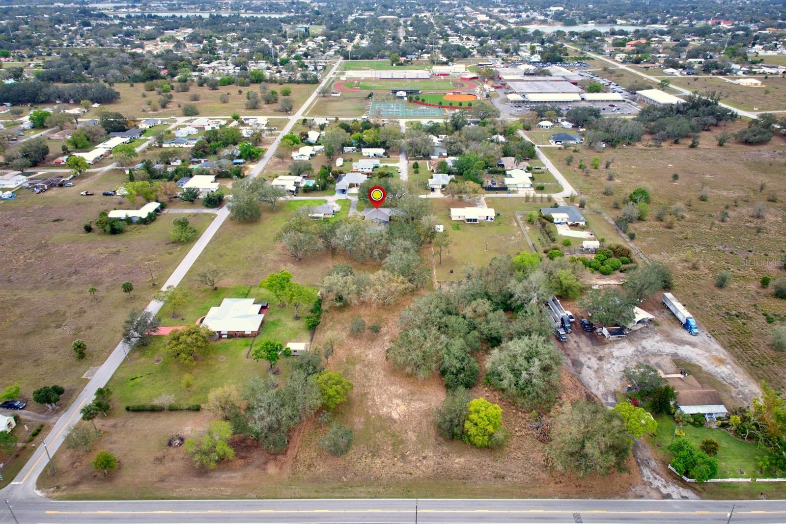 Image 52 of 53 For 301 Wells Avenue