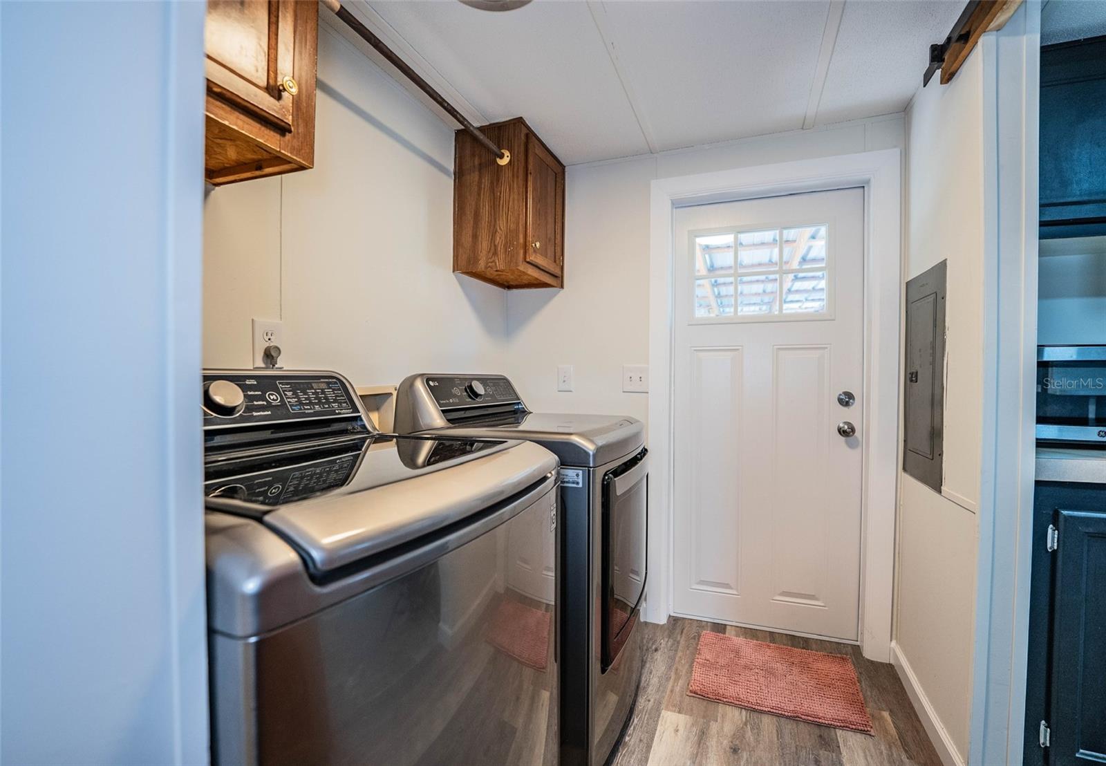 Image 11 of 17 For 6416 Shiflett Avenue