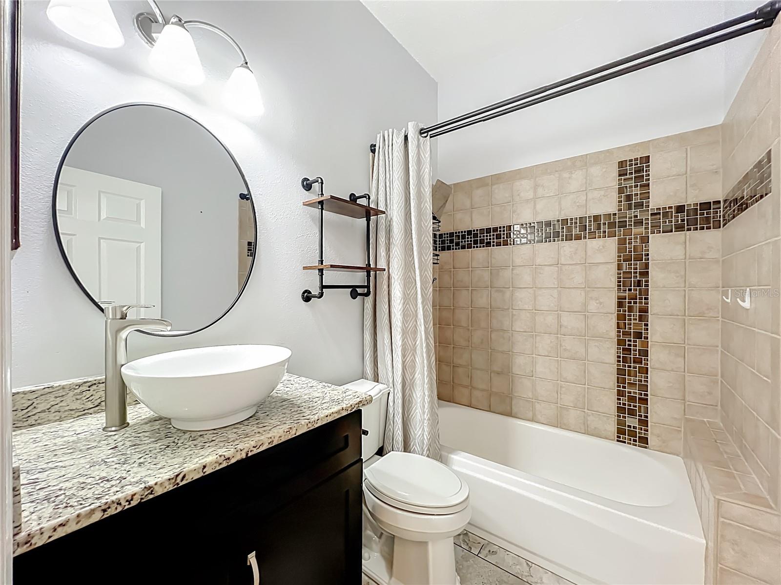 Image 12 of 27 For 810 Lakeworth Circle