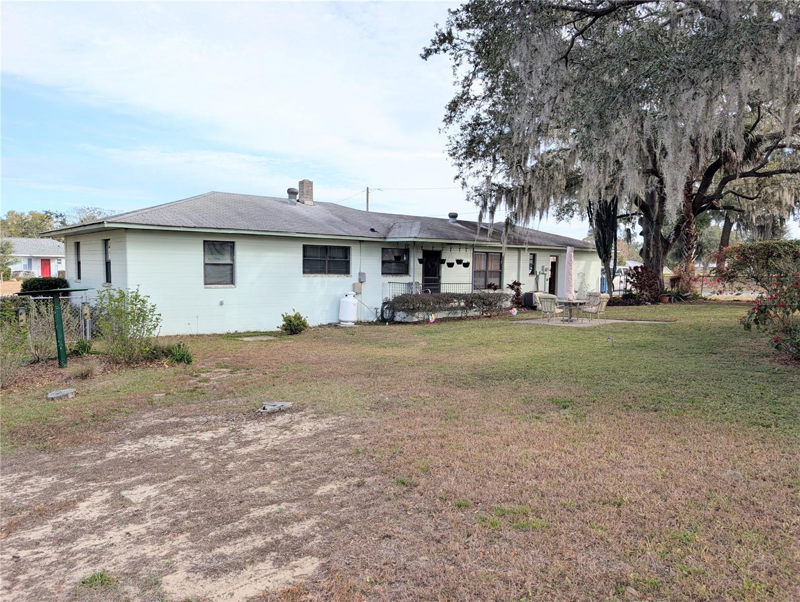 Image 25 of 59 For 17 Bay Street