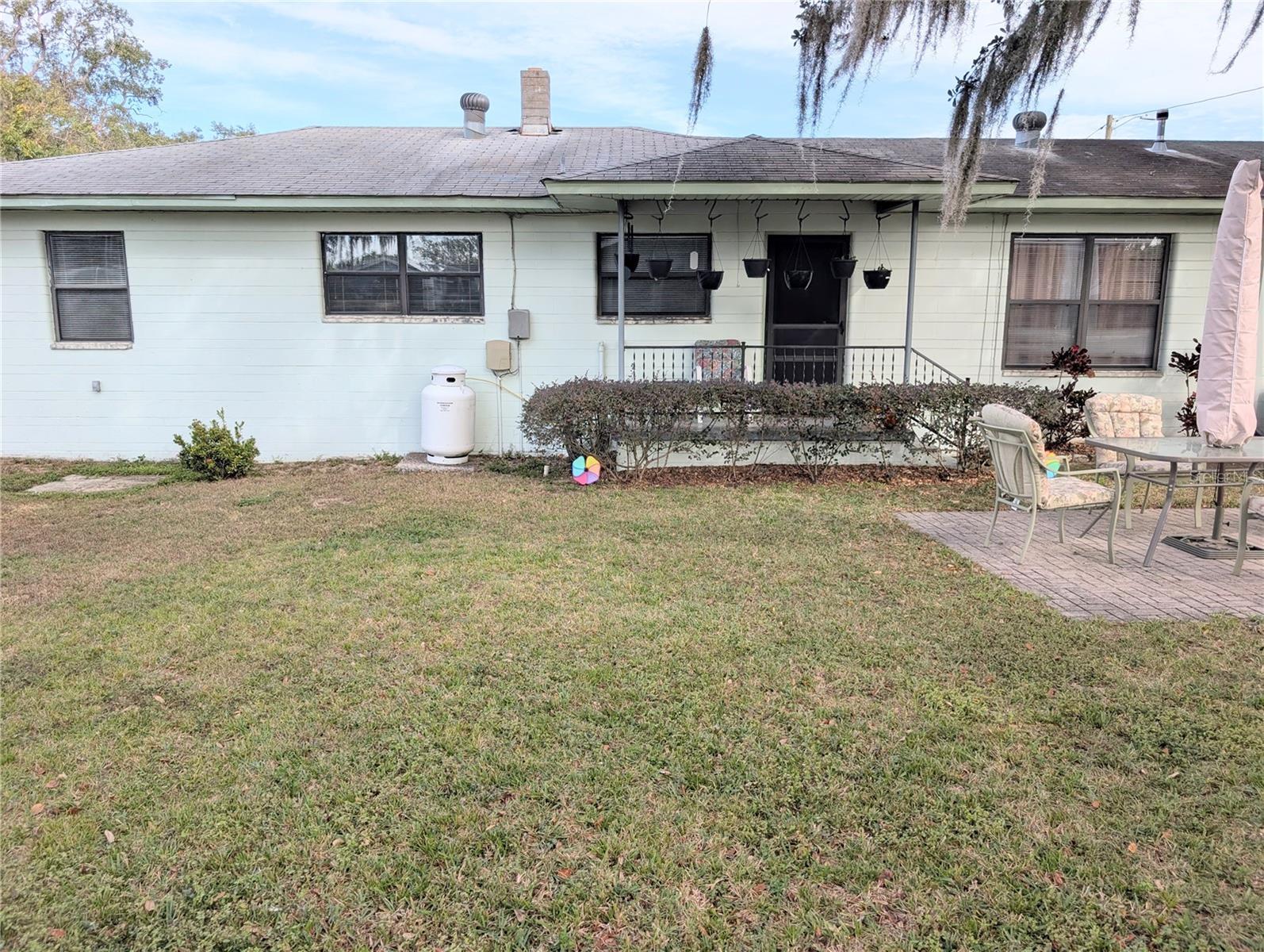 Image 26 of 59 For 17 Bay Street