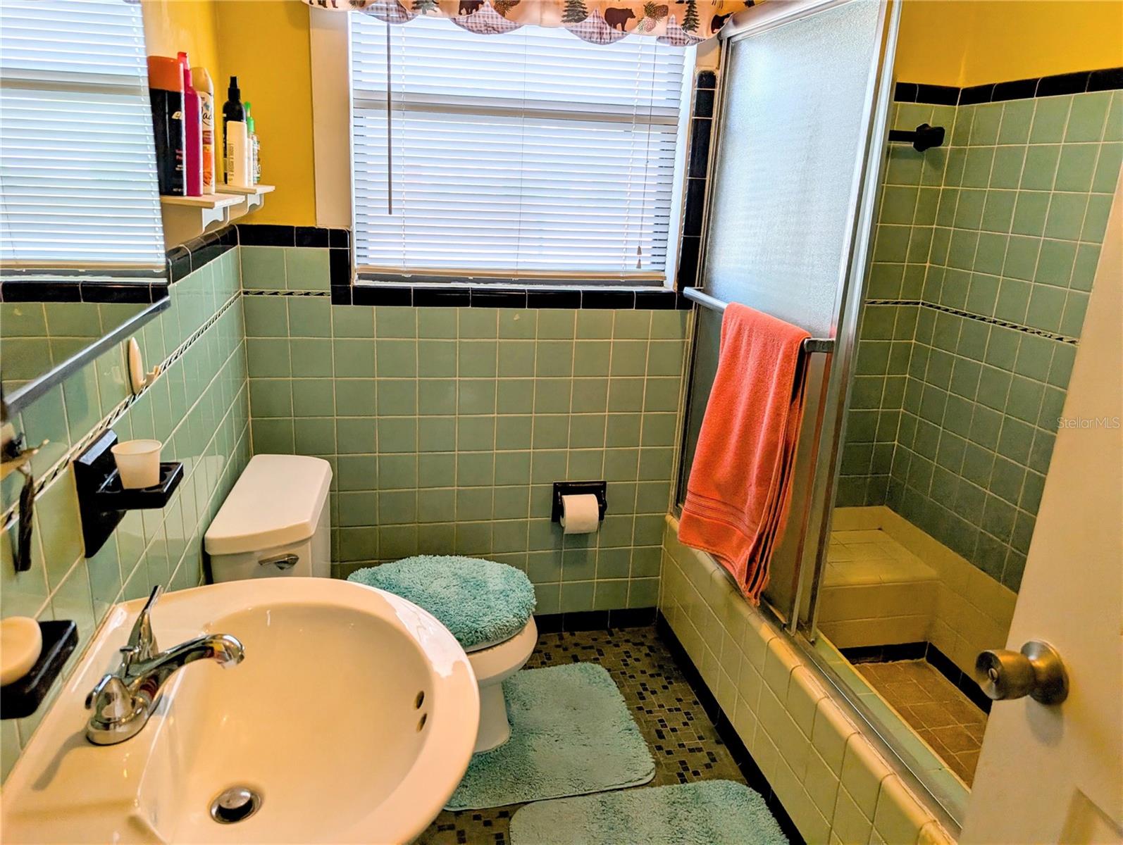 Image 49 of 59 For 17 Bay Street