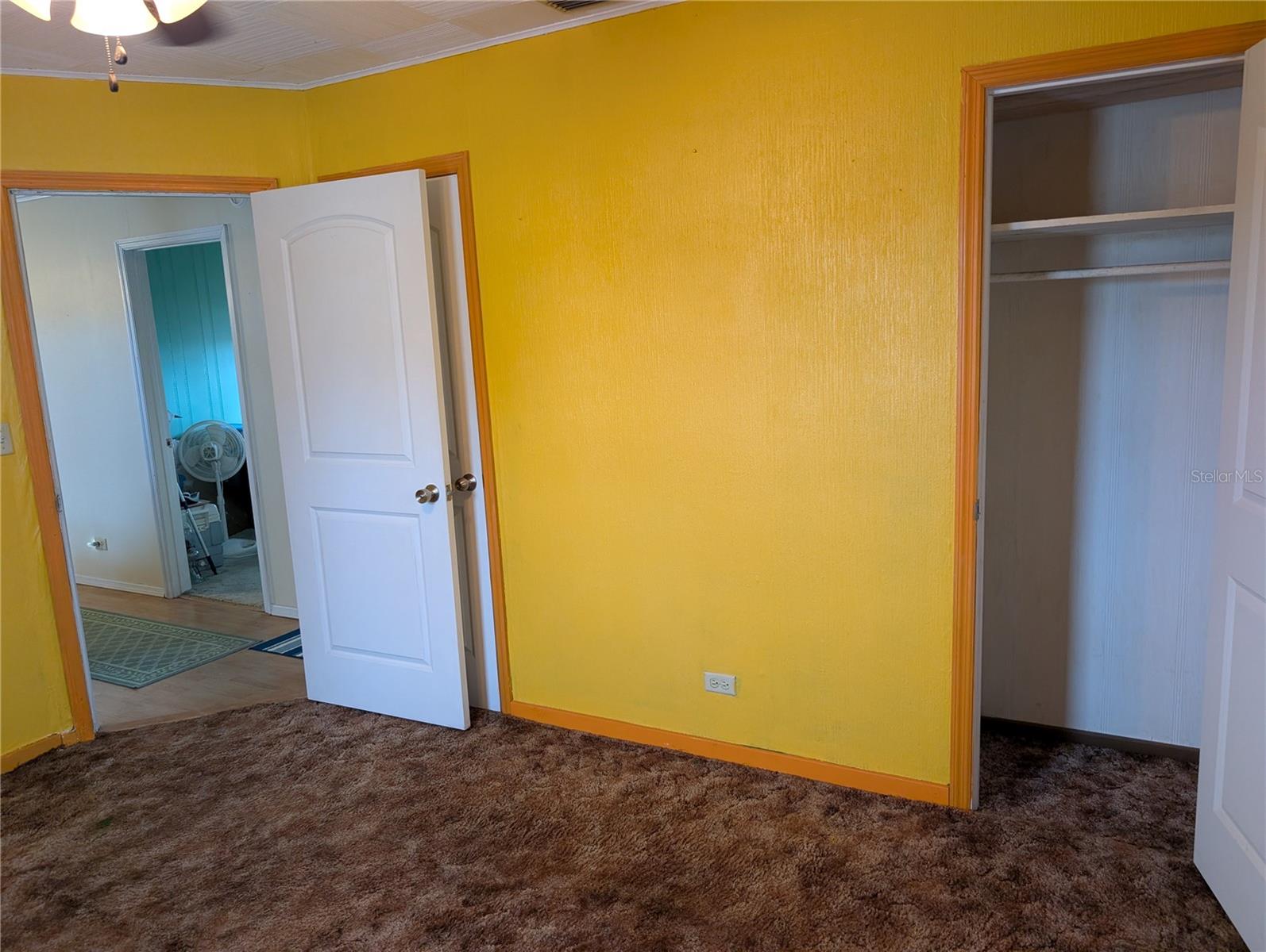 Image 51 of 59 For 17 Bay Street