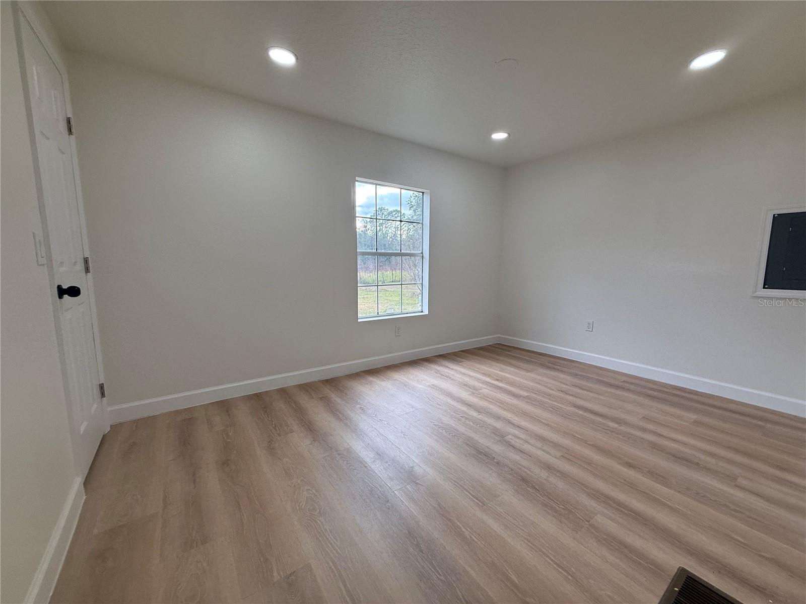 Image 21 of 28 For 4228 Portage Drive