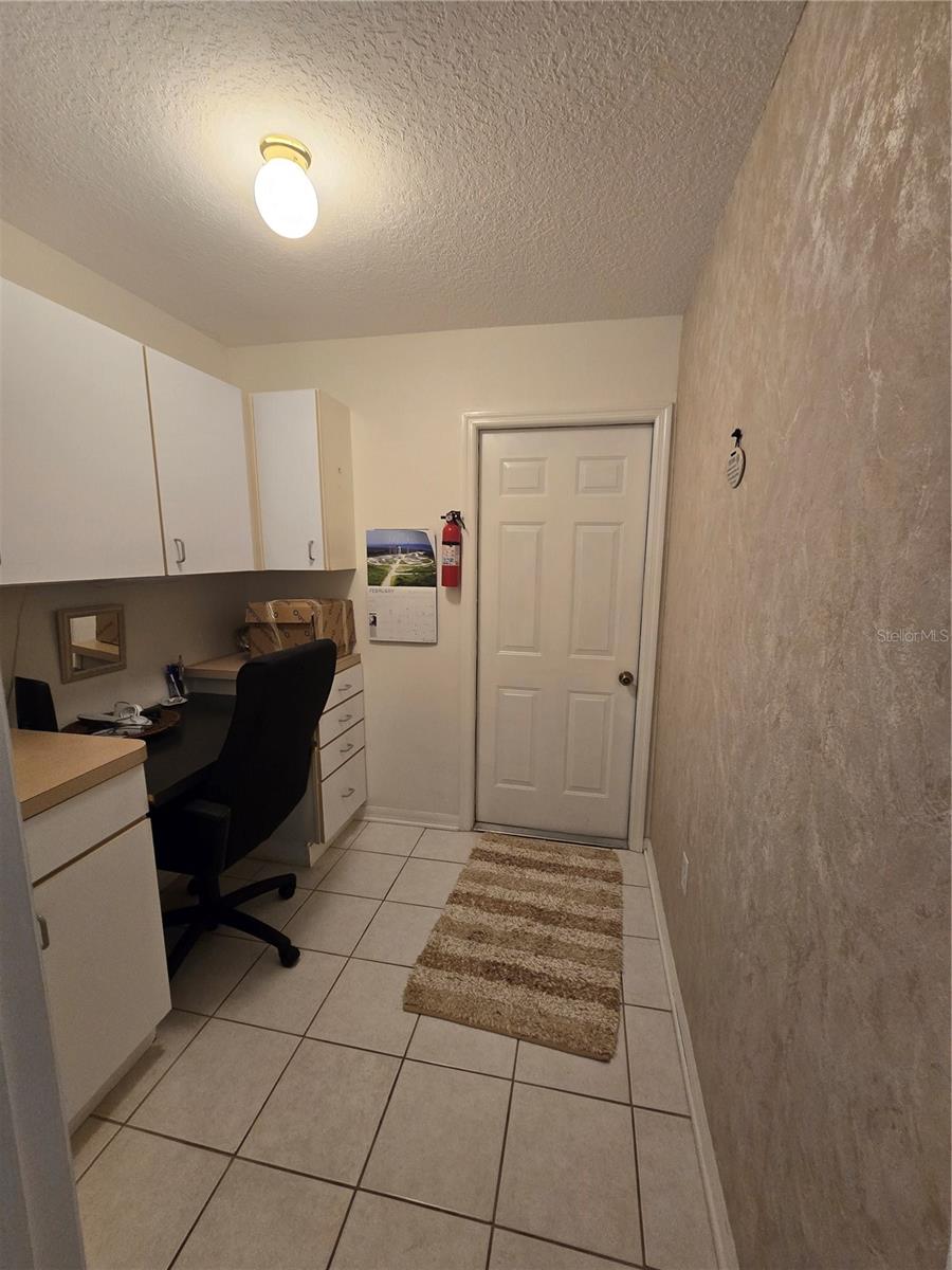 Image 15 of 19 For 516 Sweetwater Way