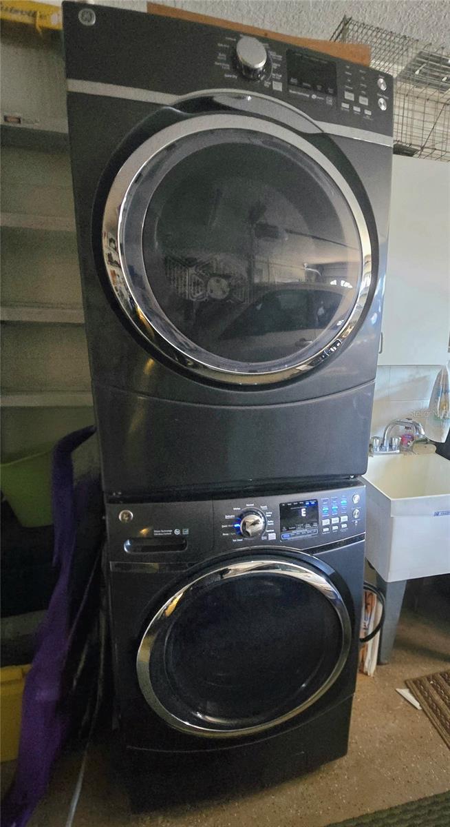 Image 16 of 19 For 516 Sweetwater Way