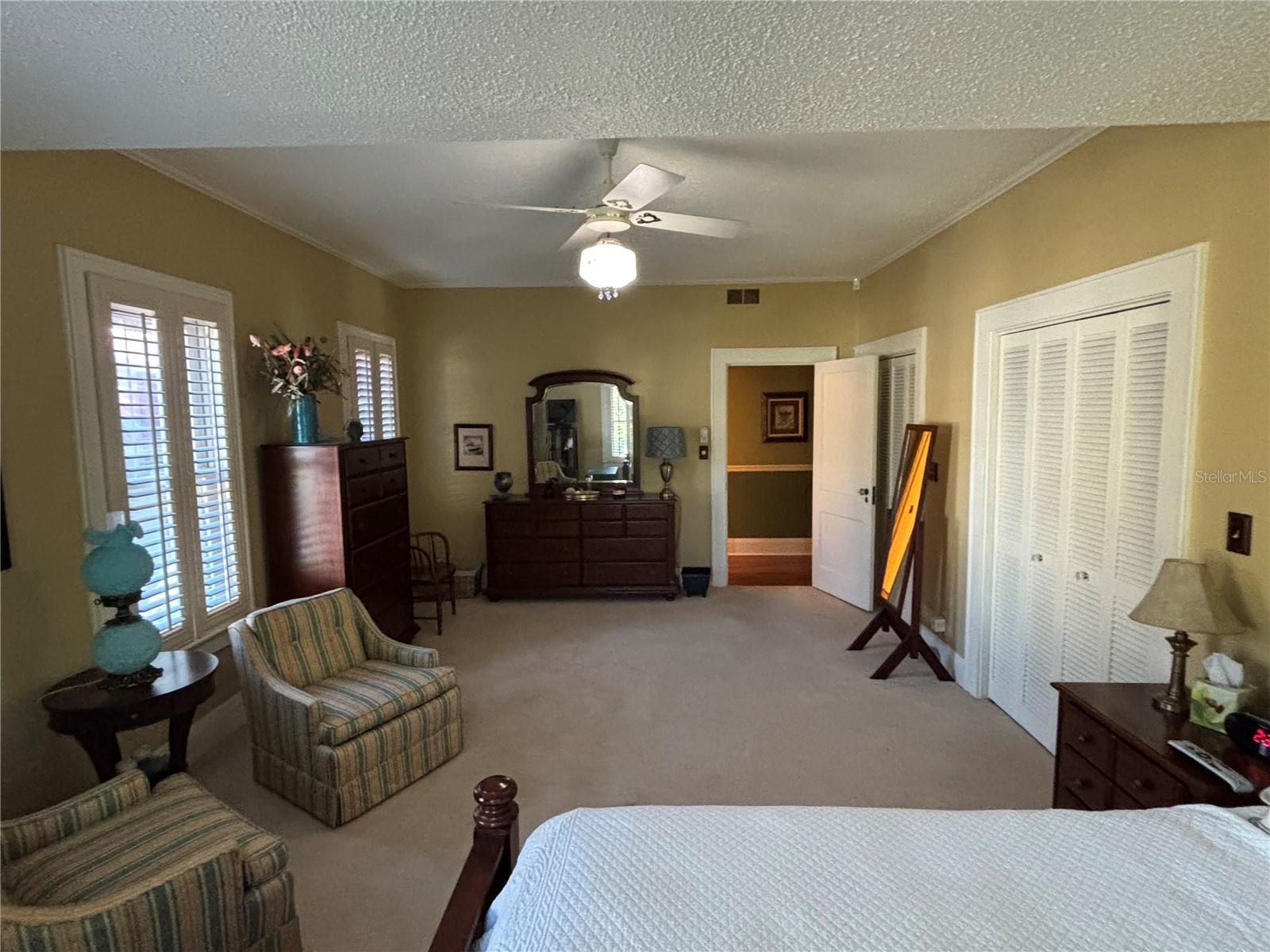 Image 30 of 50 For 1230 Orange