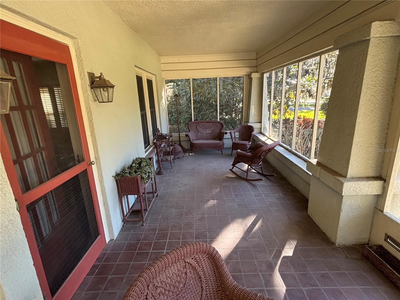 Image 33 of 50 For 1230 Orange