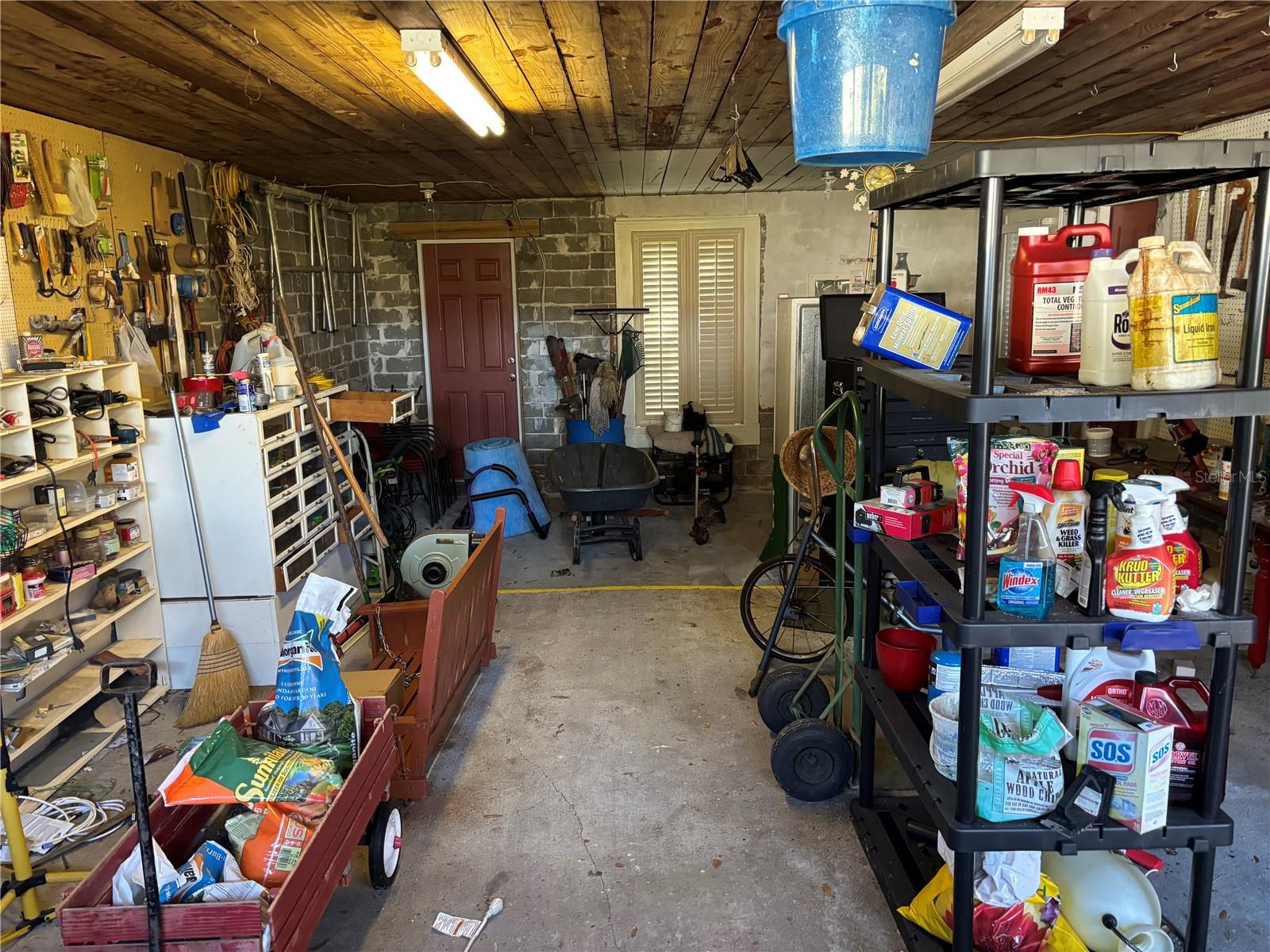 Image 40 of 50 For 1230 Orange