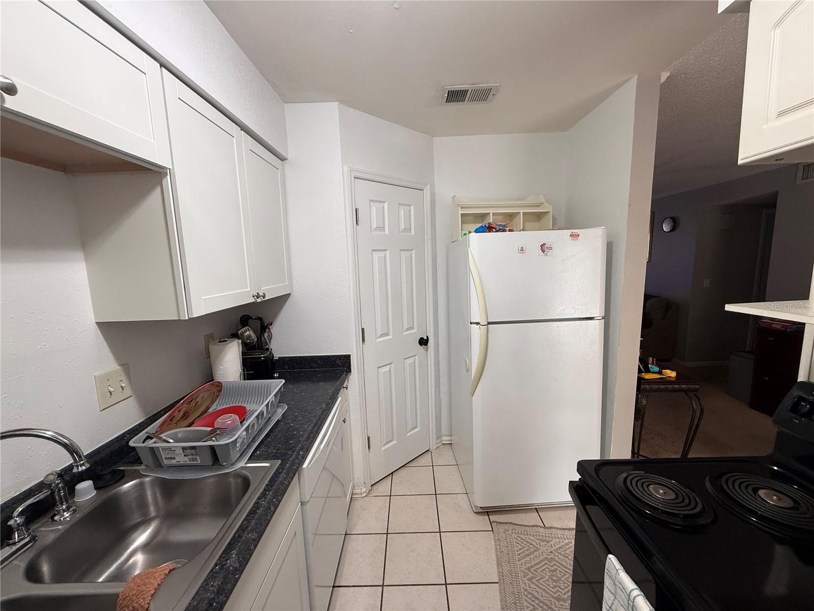 Image 8 of 19 For 1920 Edgewood Drive K5