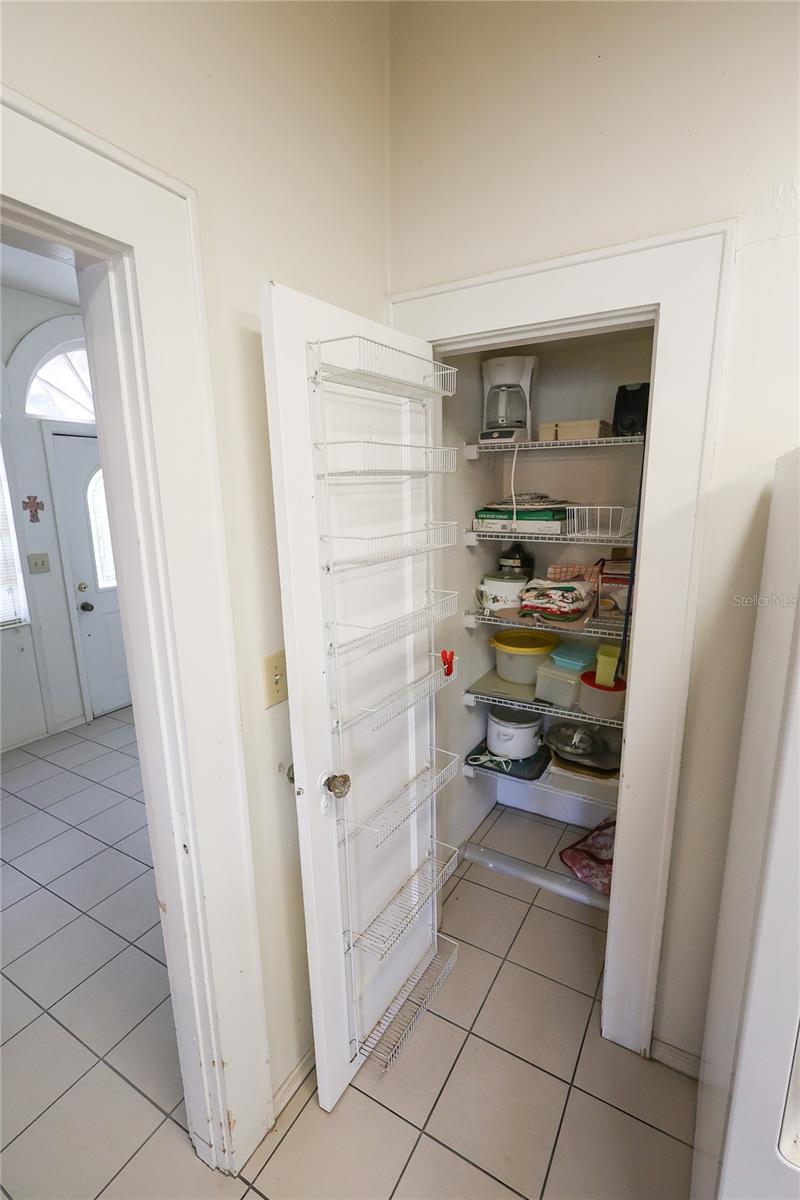 Image 21 of 42 For 601 Alta Vista Drive