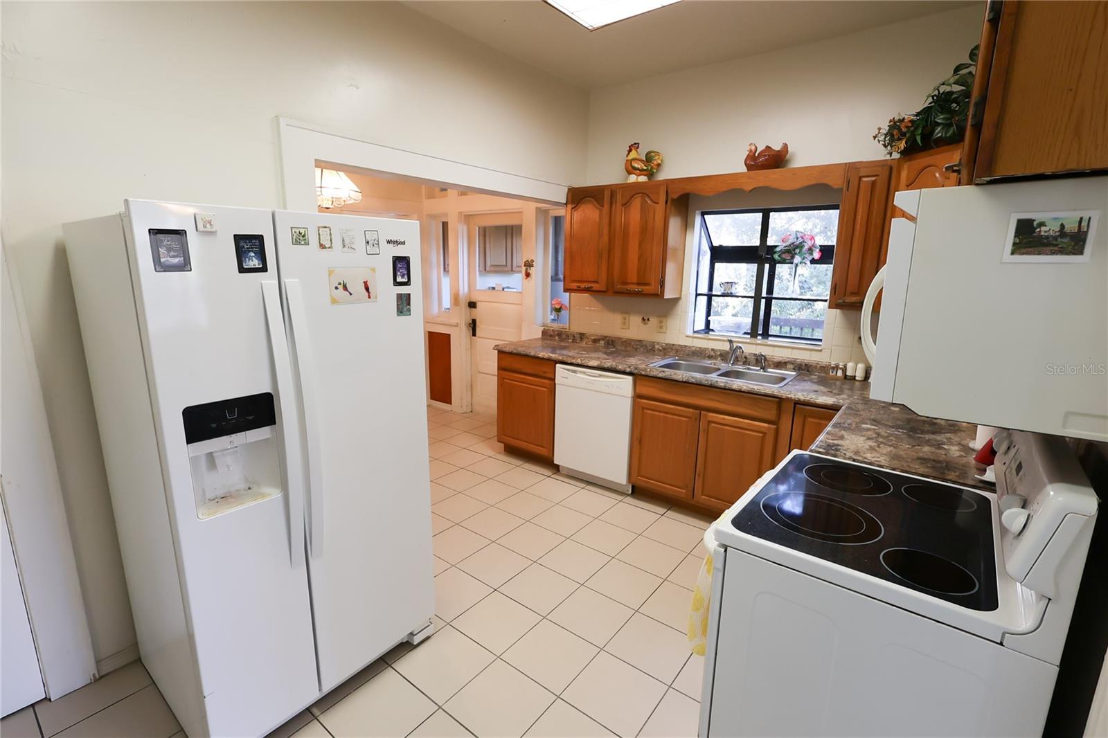 Image 6 of 42 For 601 Alta Vista Drive