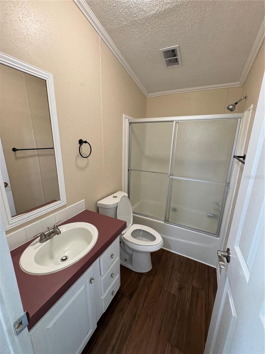 Image 10 of 22 For 4840 Indian Oak Drive