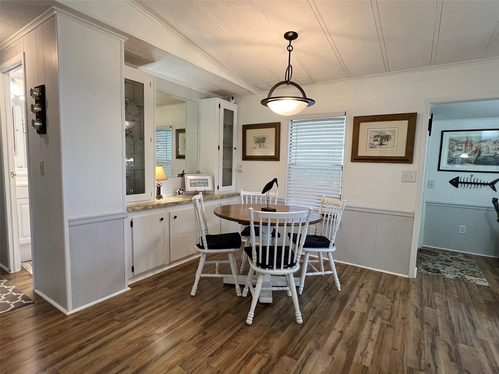 Image 17 of 81 For 2055 Floral Avenue 91