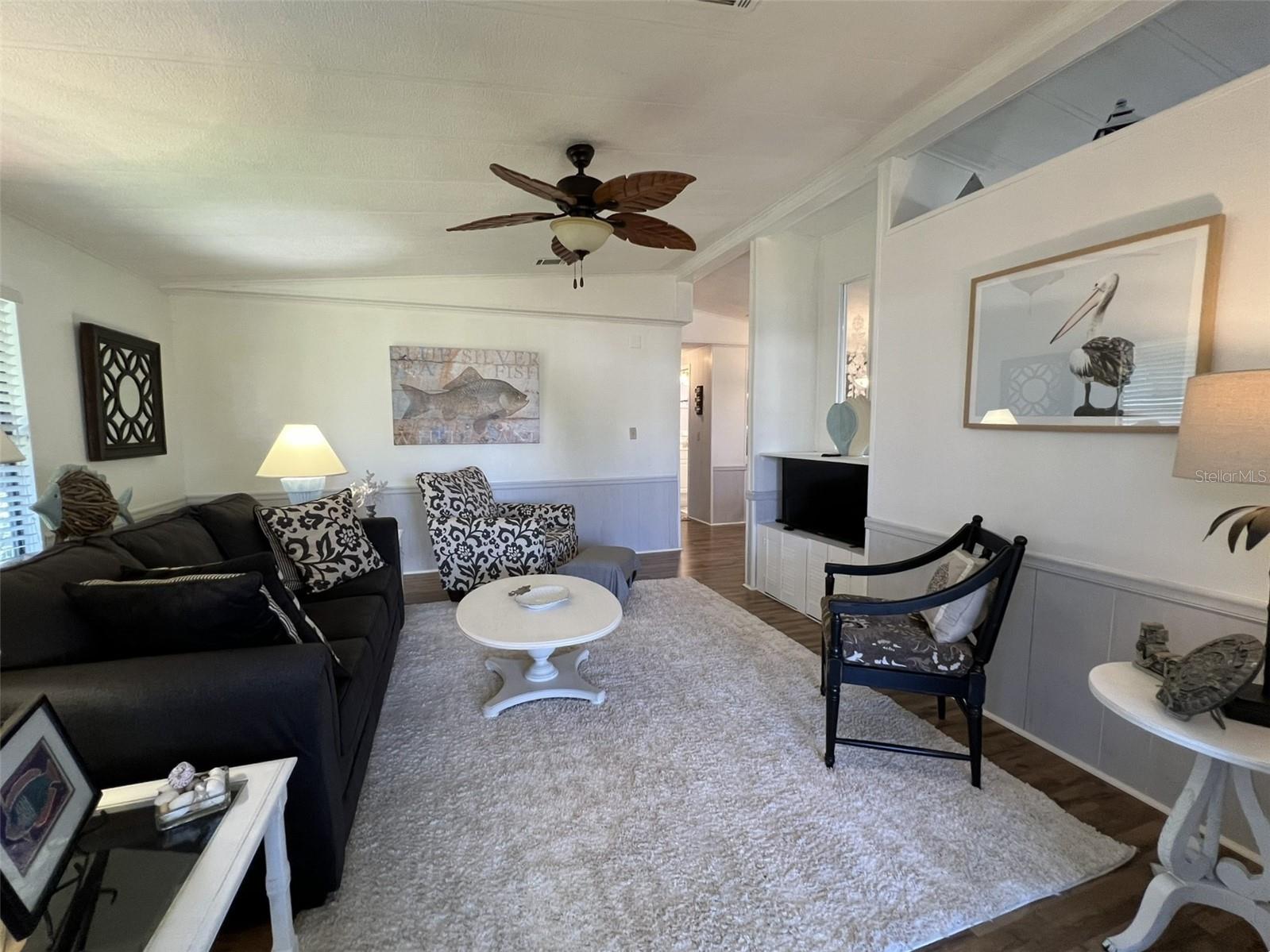 Image 22 of 81 For 2055 Floral Avenue 91