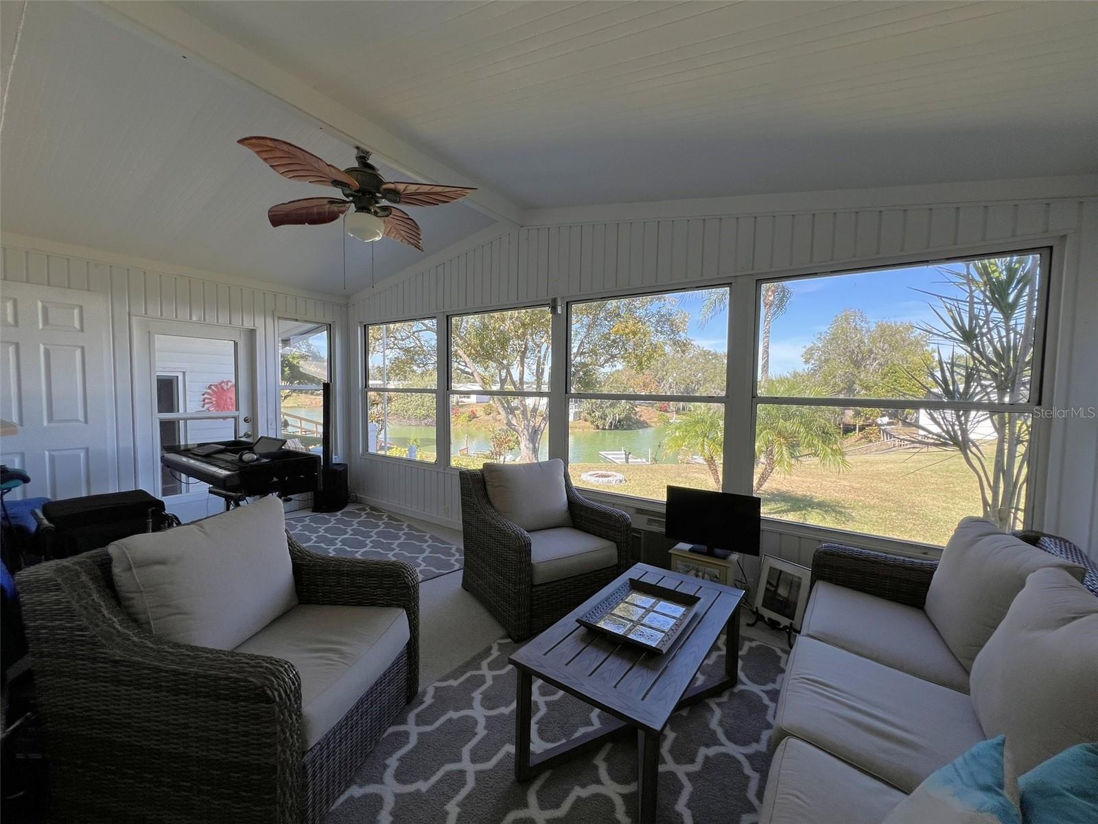 Image 24 of 81 For 2055 Floral Avenue 91