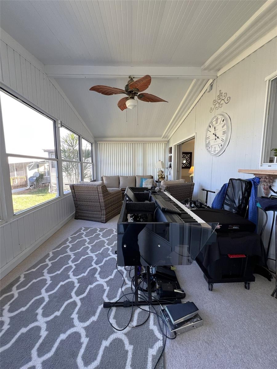 Image 27 of 81 For 2055 Floral Avenue 91