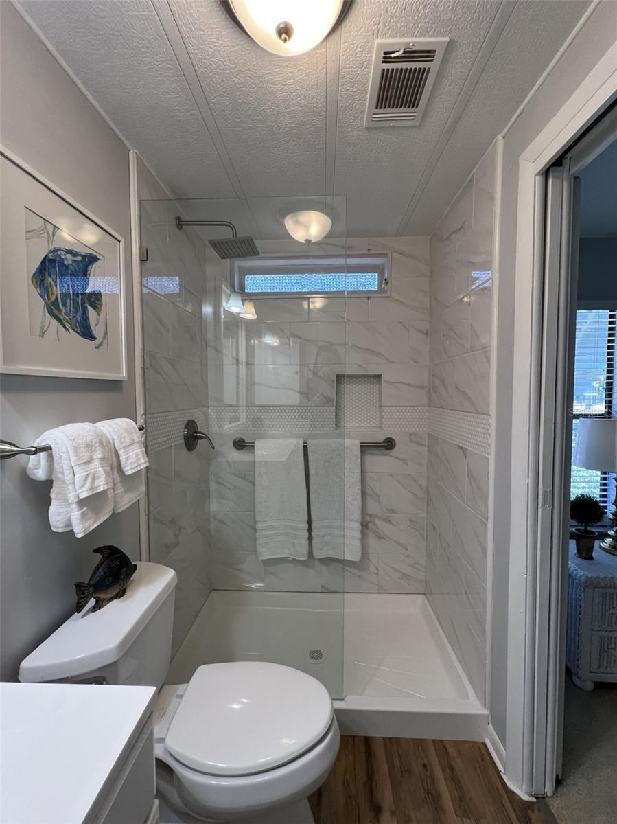 Image 38 of 81 For 2055 Floral Avenue 91