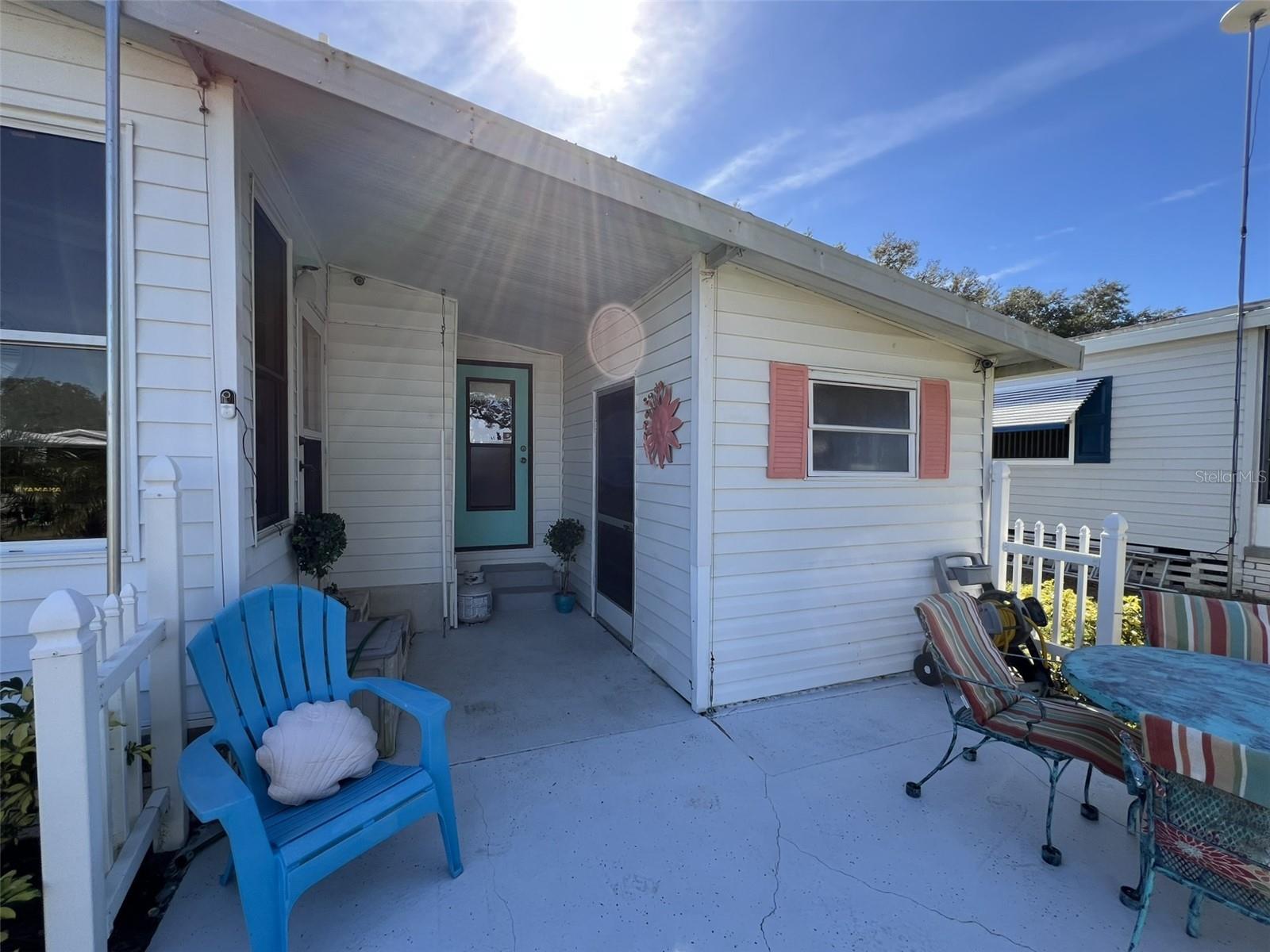 Image 47 of 81 For 2055 Floral Avenue 91