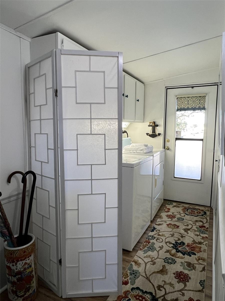 Image 6 of 81 For 2055 Floral Avenue 91