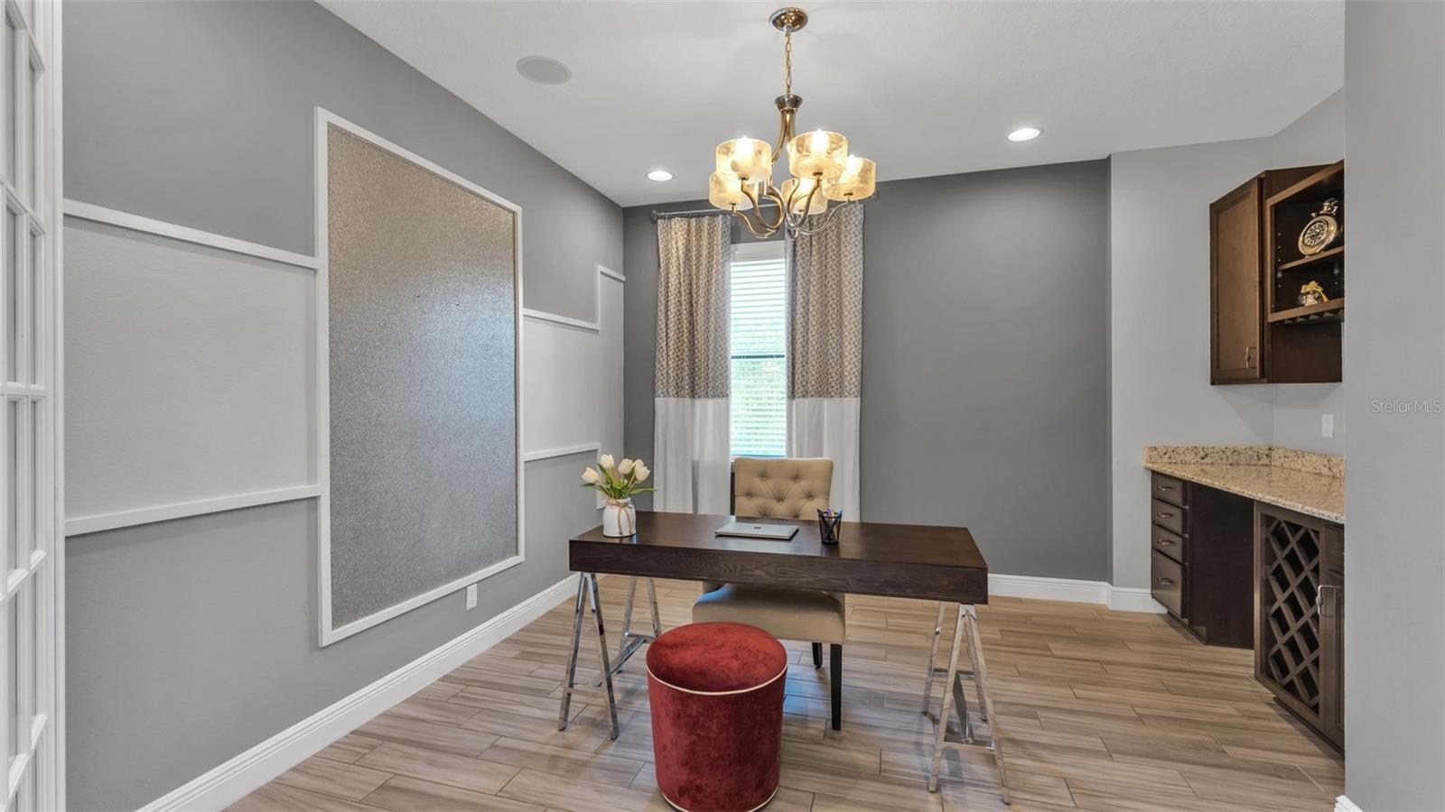 Image 14 of 86 For 3874 Grandefield Circle