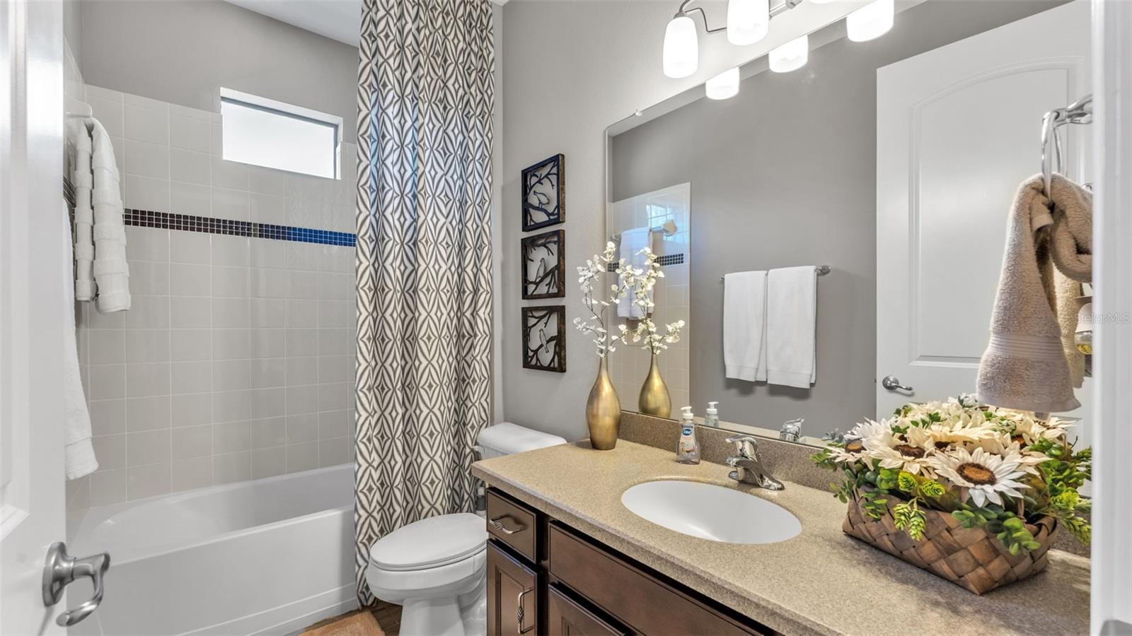 Image 18 of 86 For 3874 Grandefield Circle