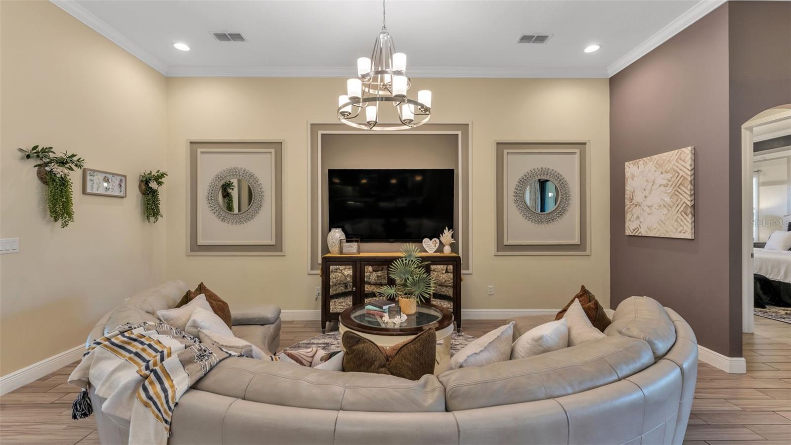 Image 22 of 86 For 3874 Grandefield Circle