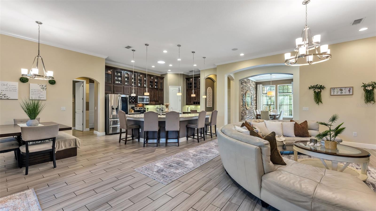 Image 24 of 86 For 3874 Grandefield Circle