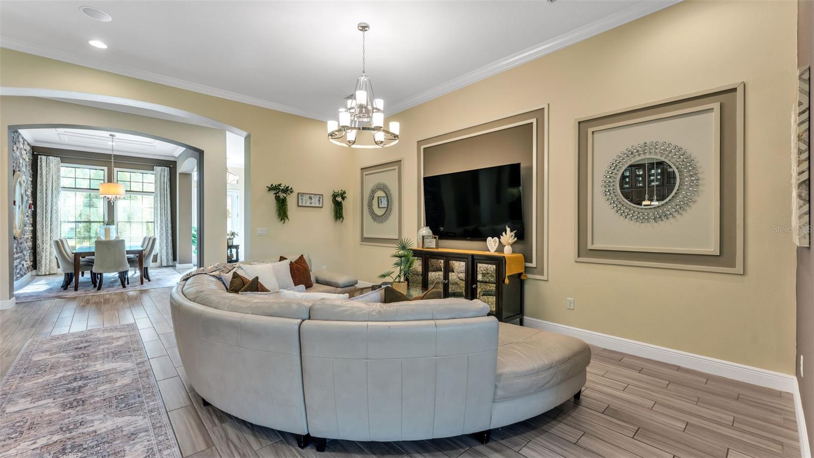 Image 25 of 86 For 3874 Grandefield Circle