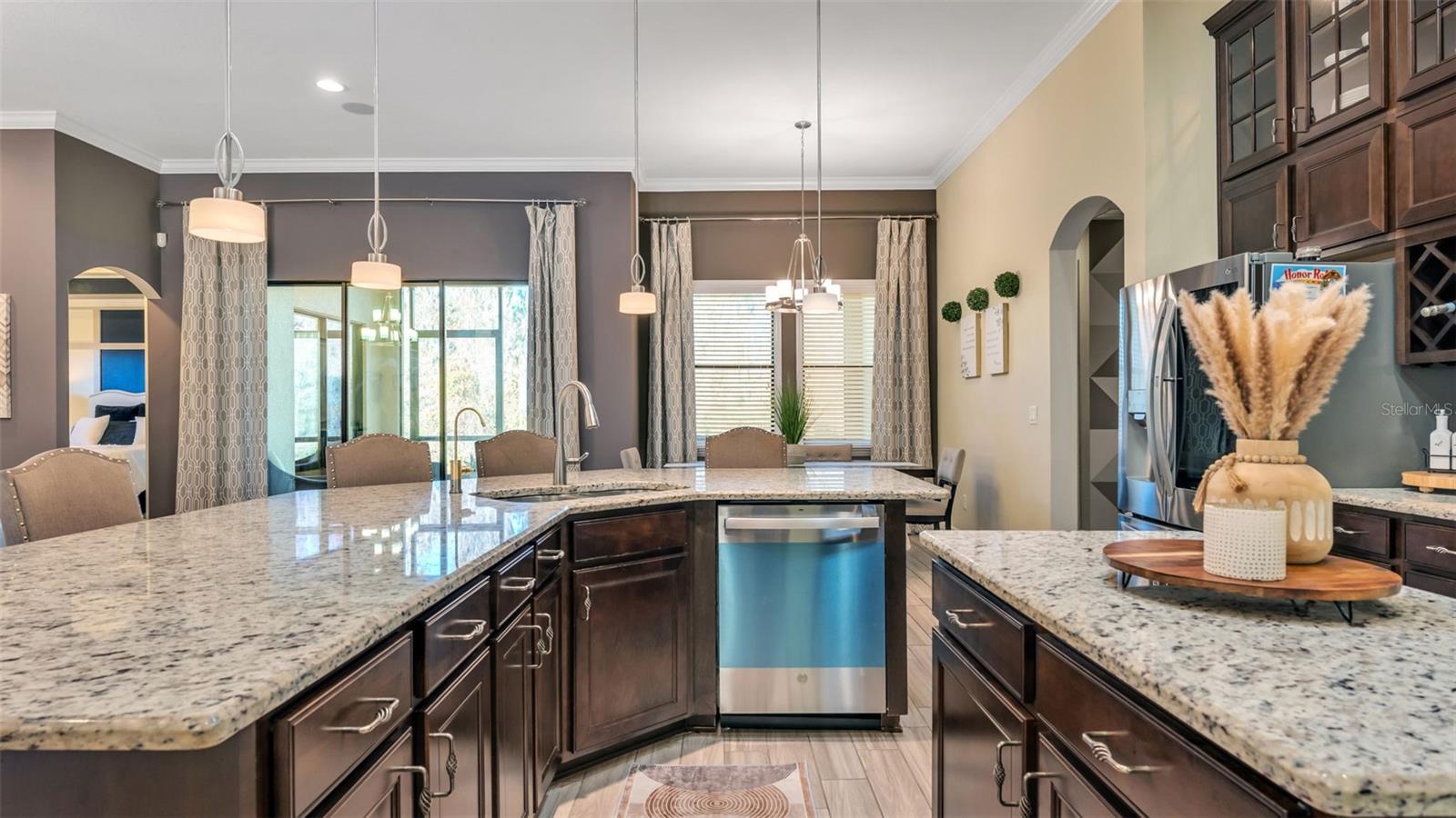 Image 29 of 86 For 3874 Grandefield Circle