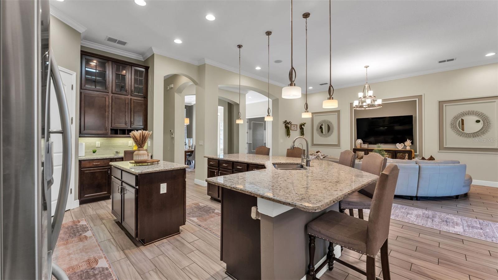 Image 33 of 86 For 3874 Grandefield Circle