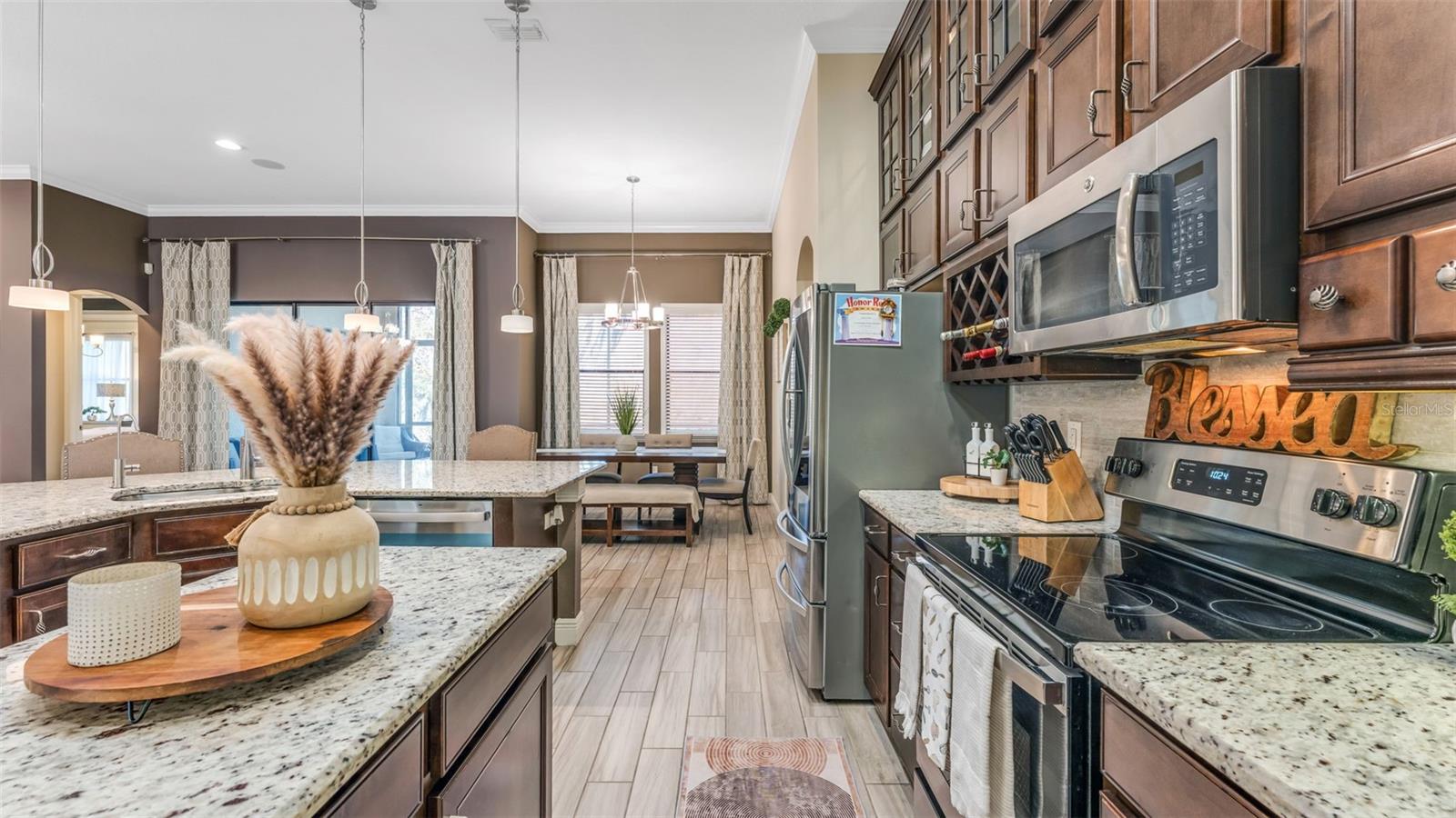 Image 35 of 86 For 3874 Grandefield Circle