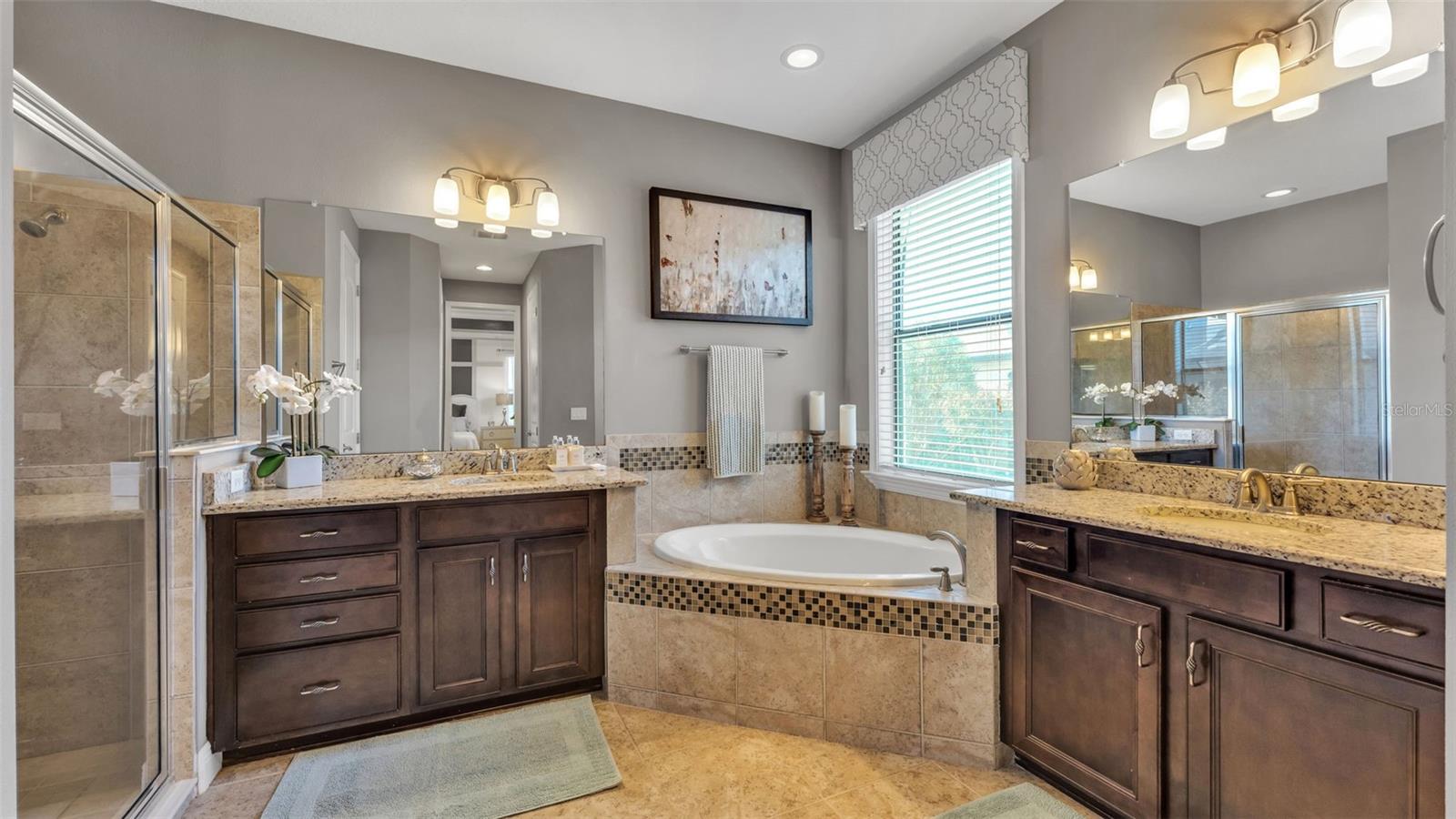 Image 42 of 86 For 3874 Grandefield Circle