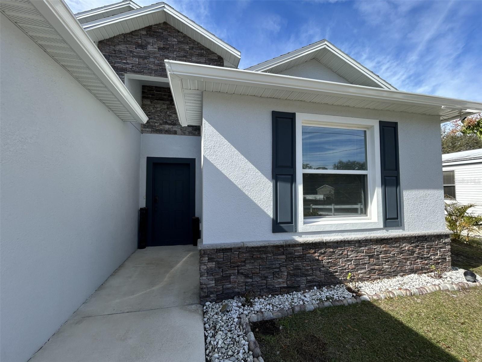 Image 3 of 18 For 9856 8th Avenue