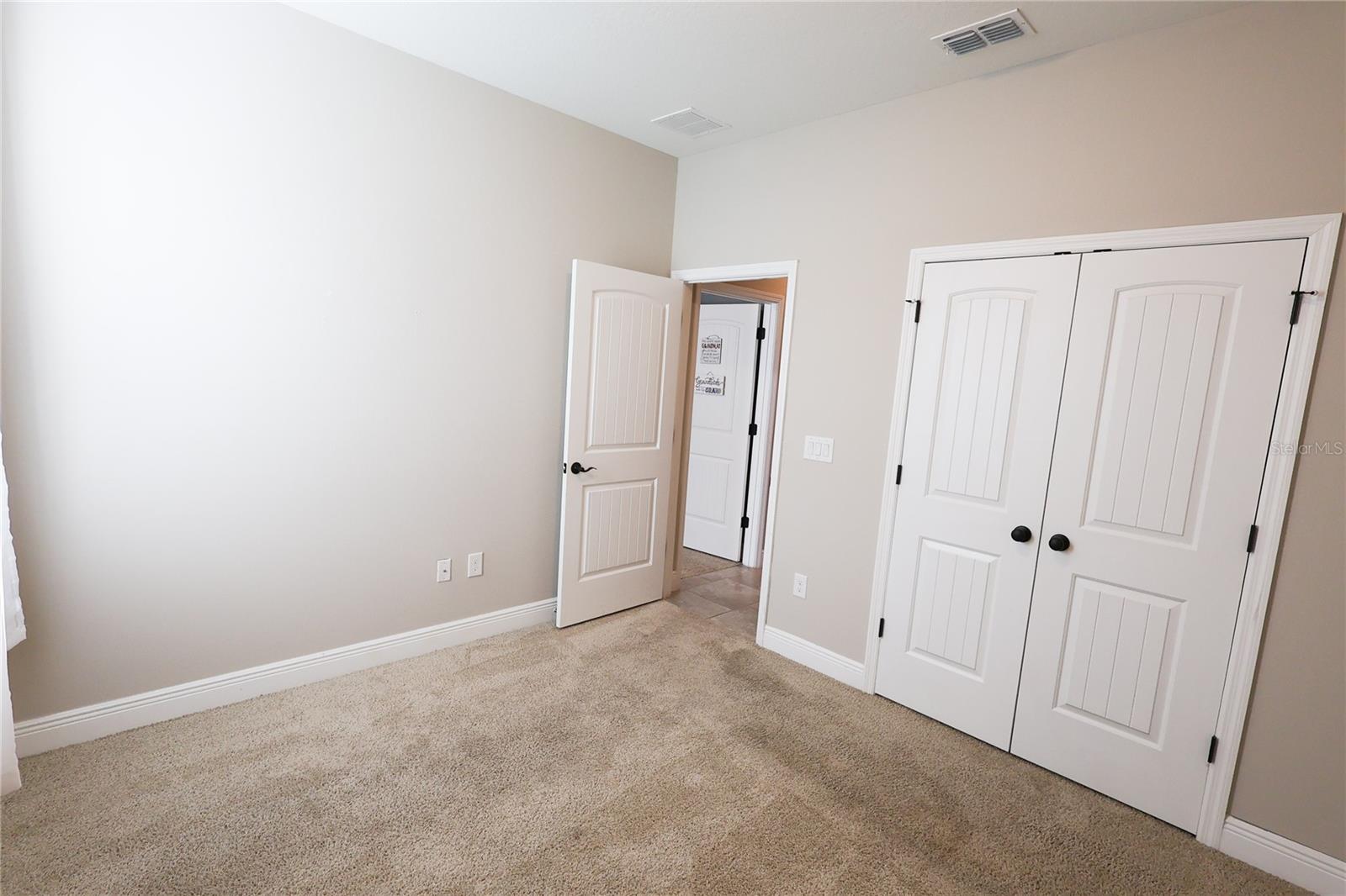 Image 18 of 38 For 4235 Prima Lago Drive