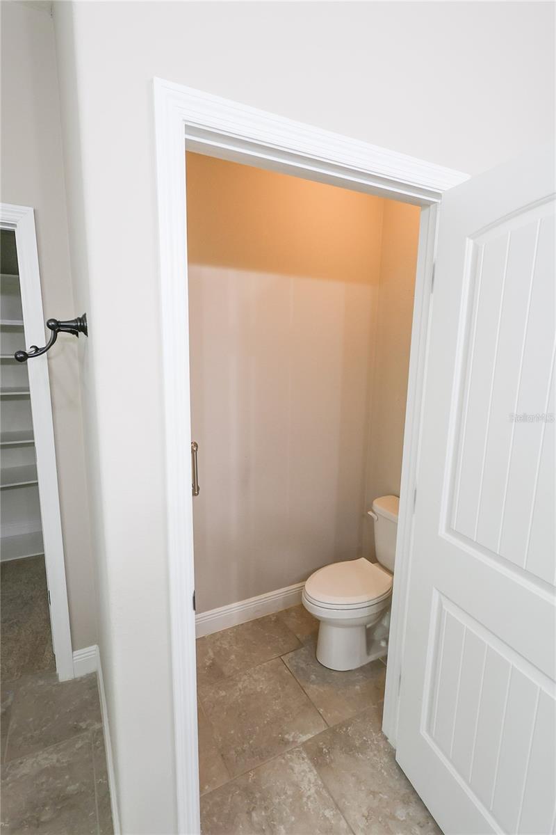 Image 25 of 38 For 4235 Prima Lago Drive