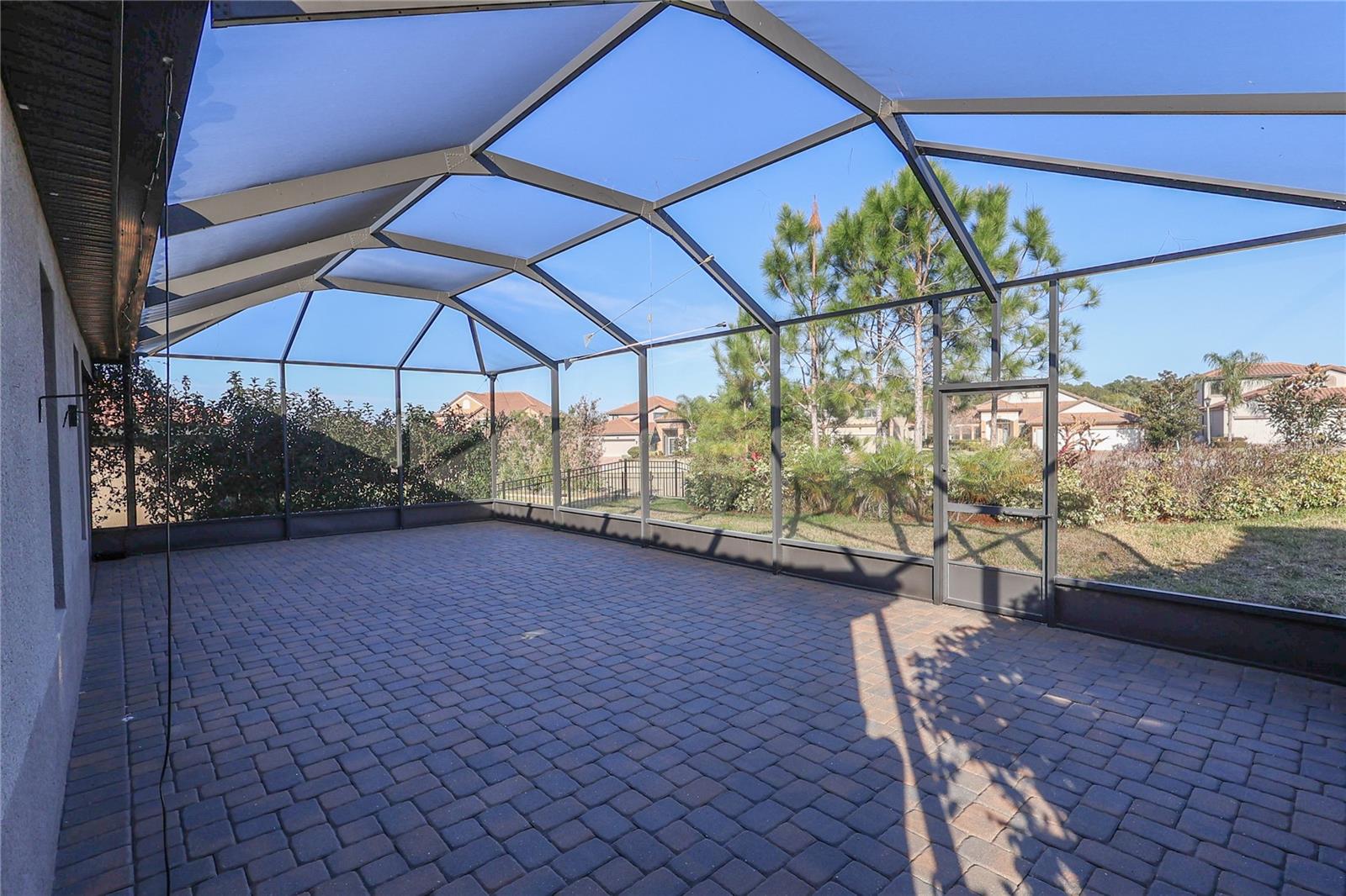 Image 34 of 38 For 4235 Prima Lago Drive