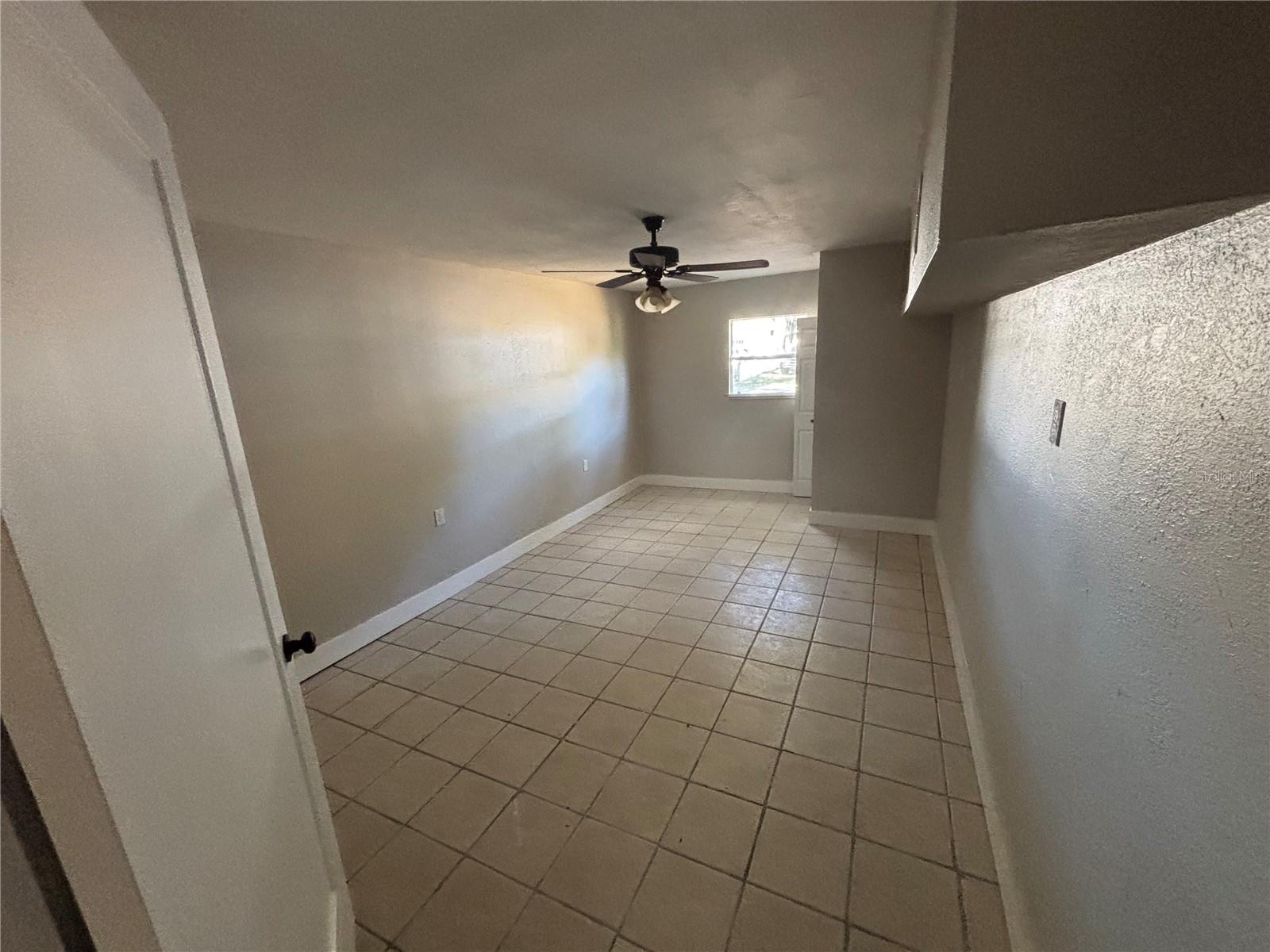 Image 9 of 17 For 255 Valencia Drive