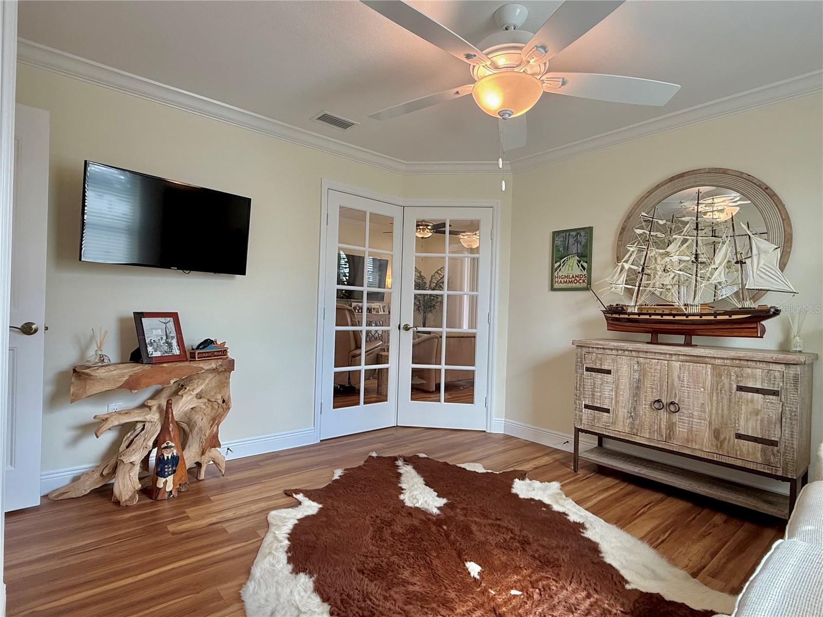 Listing photo id 29 for 5105 Pebble Beach Drive