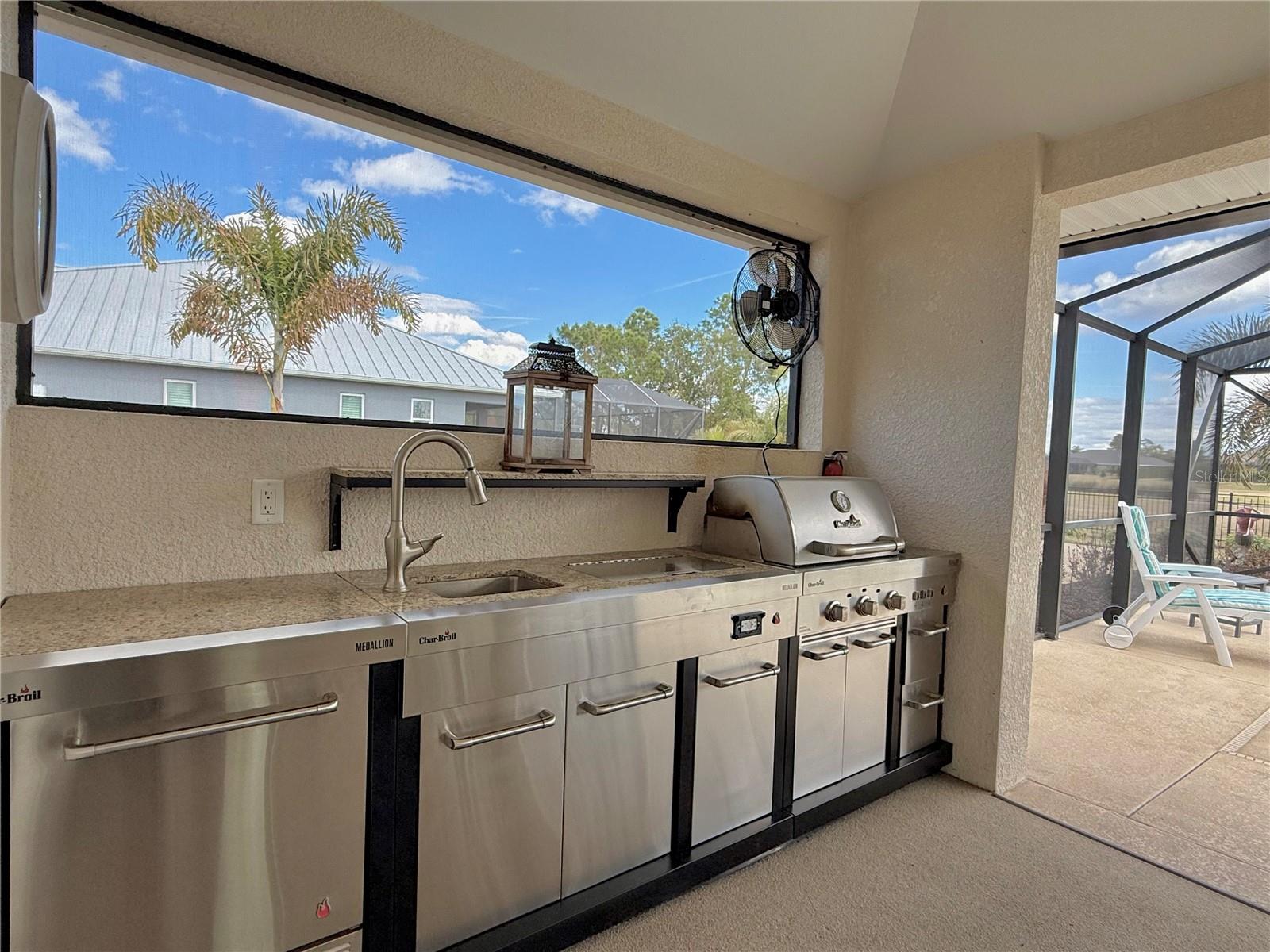 Listing photo id 2 for 5105 Pebble Beach Drive