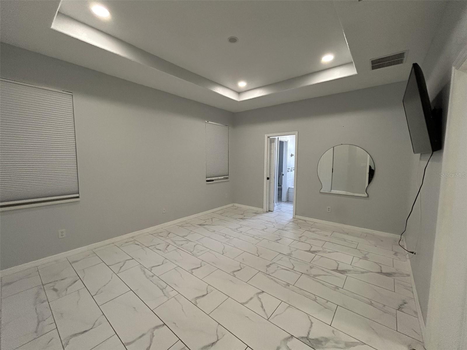 Image 18 of 33 For 10439 Andover Point Circle