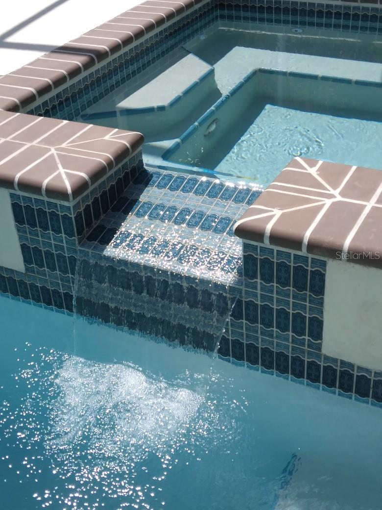 Image 27 of 41 For 2409 Berkshire Drive