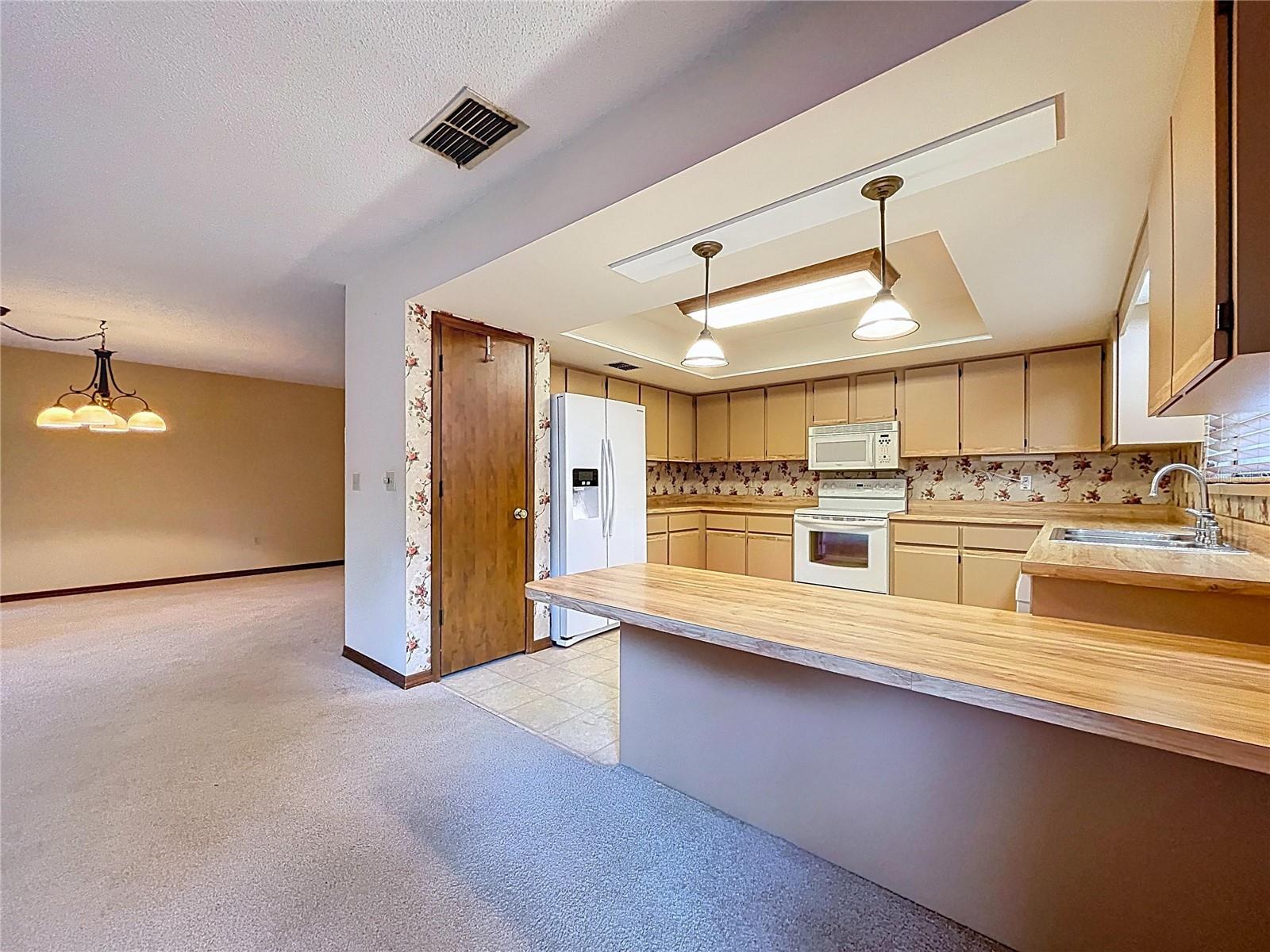 Image 22 of 57 For 6763 Trail Ridge Drive 6763