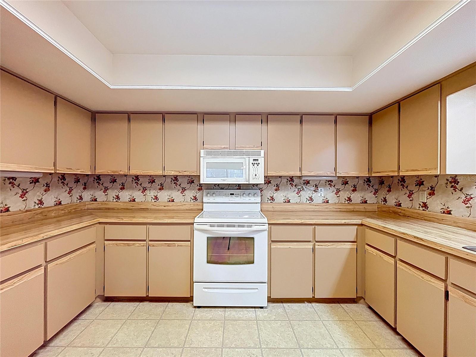 Image 24 of 57 For 6763 Trail Ridge Drive 6763