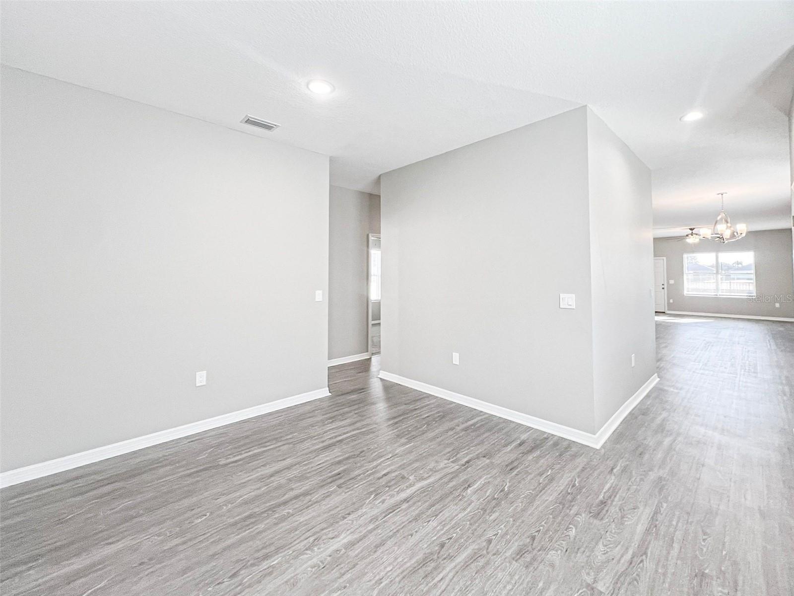 Image 3 of 20 For 3412 Cup Drive