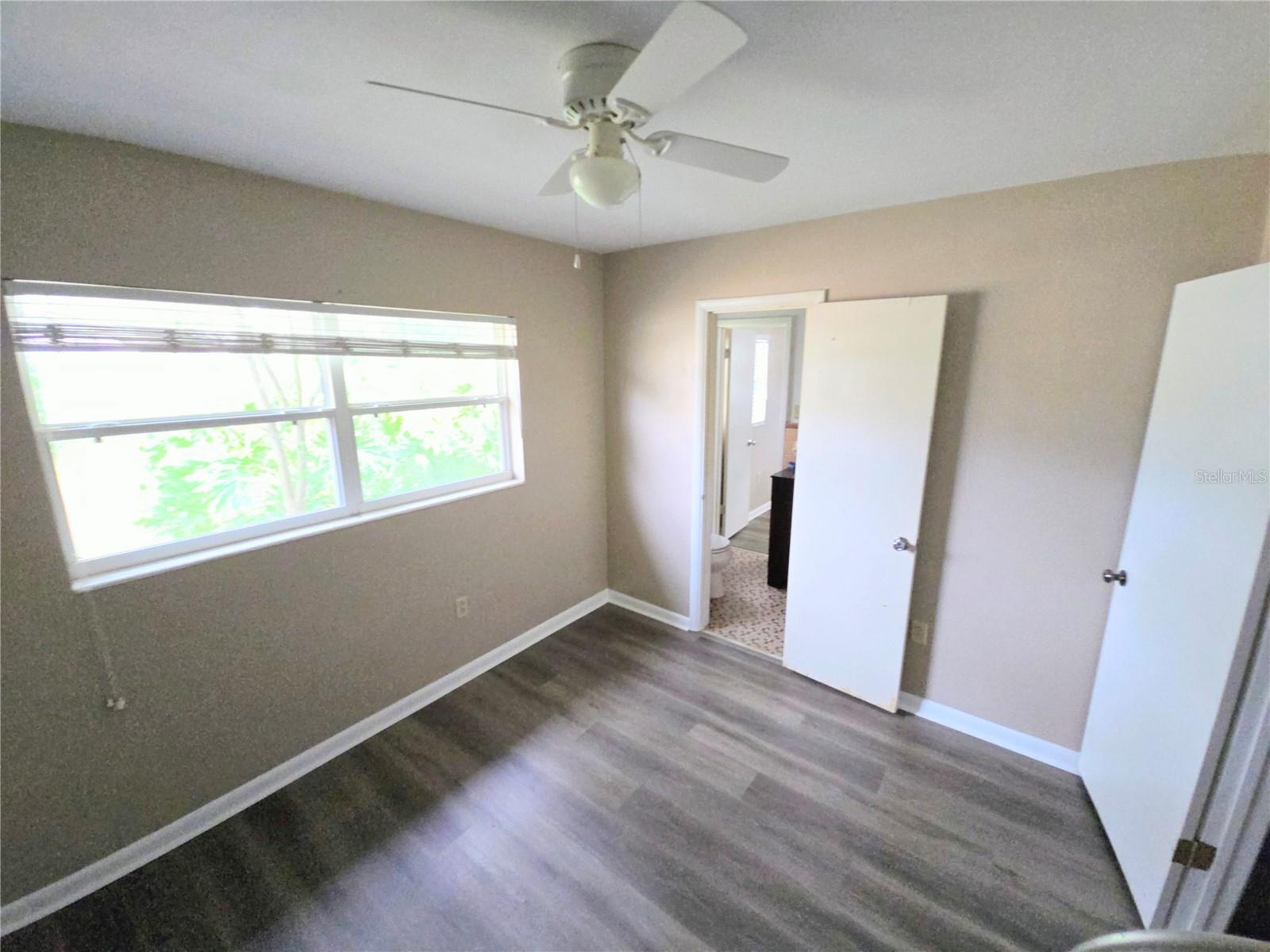 Image 4 of 13 For 2150 De La Palma Avenue