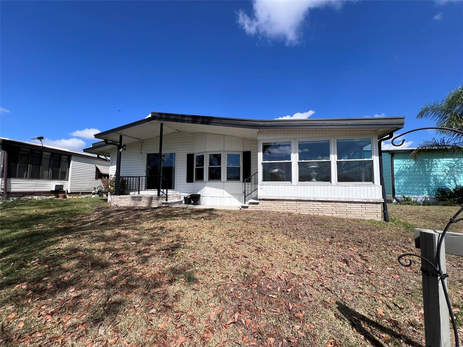 Image 7 of 59 For 2055 Floral Avenue 169