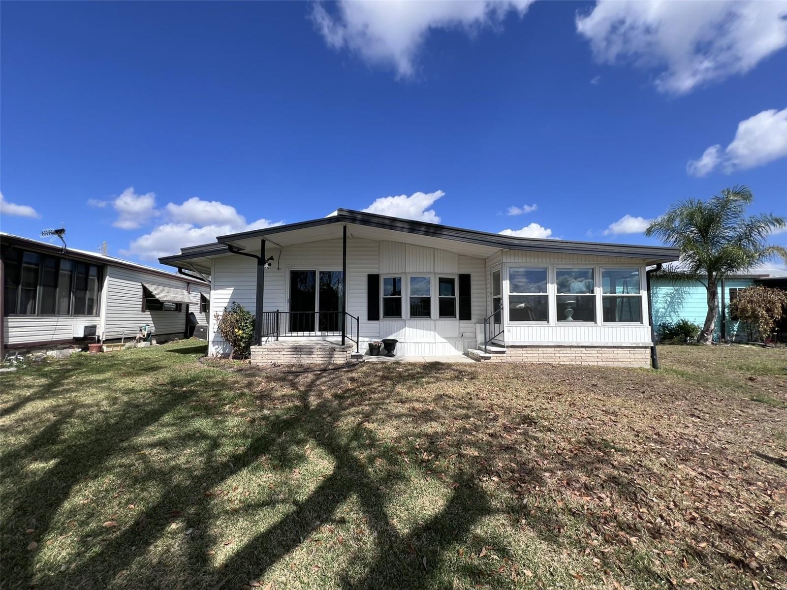 Image 8 of 59 For 2055 Floral Avenue 169